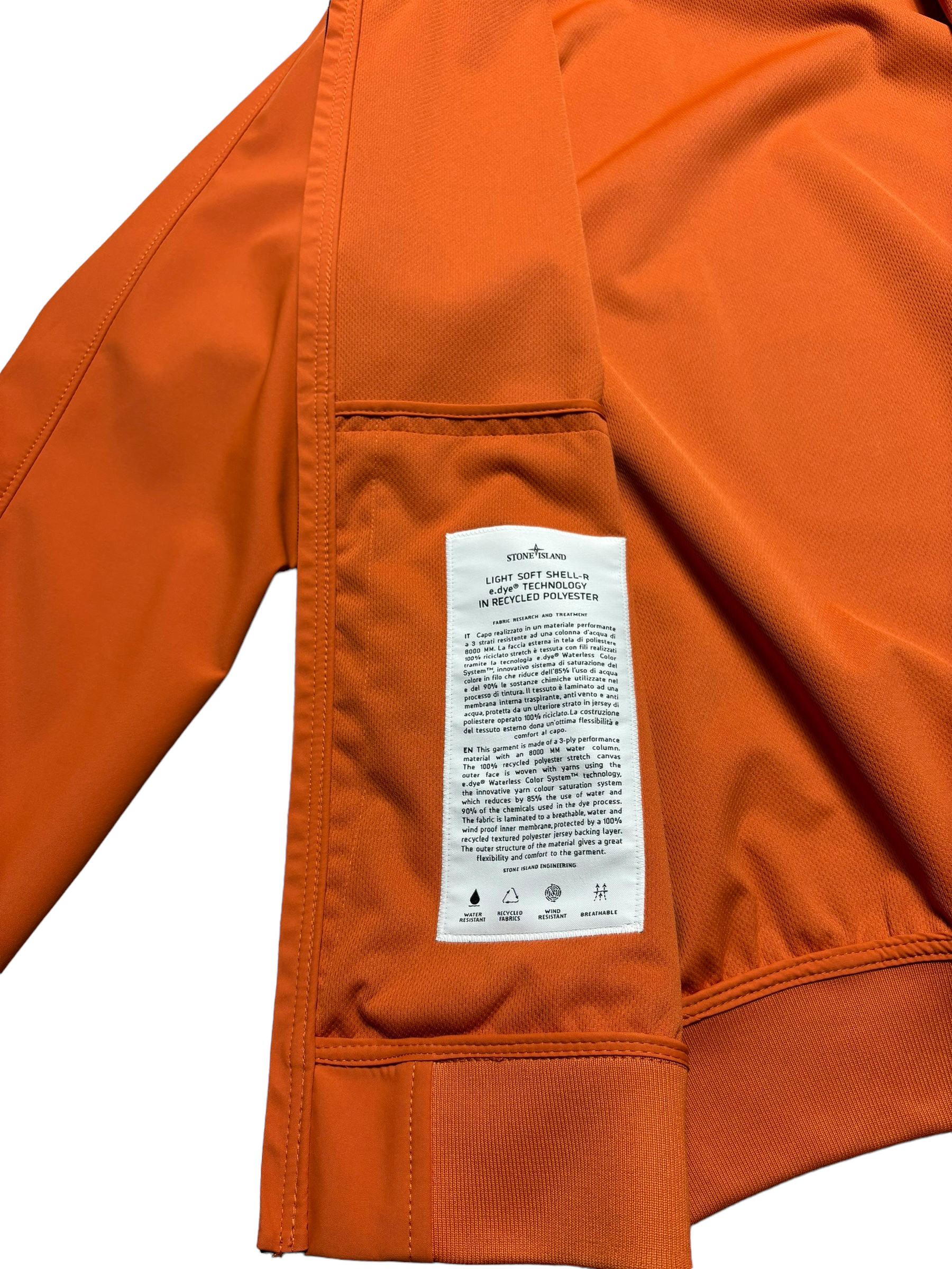 VESTE STONE ISLAND LIGHT SOFT SHELL-R E.DYE TECHNOLOGY IN RECYCLED POLYESTER