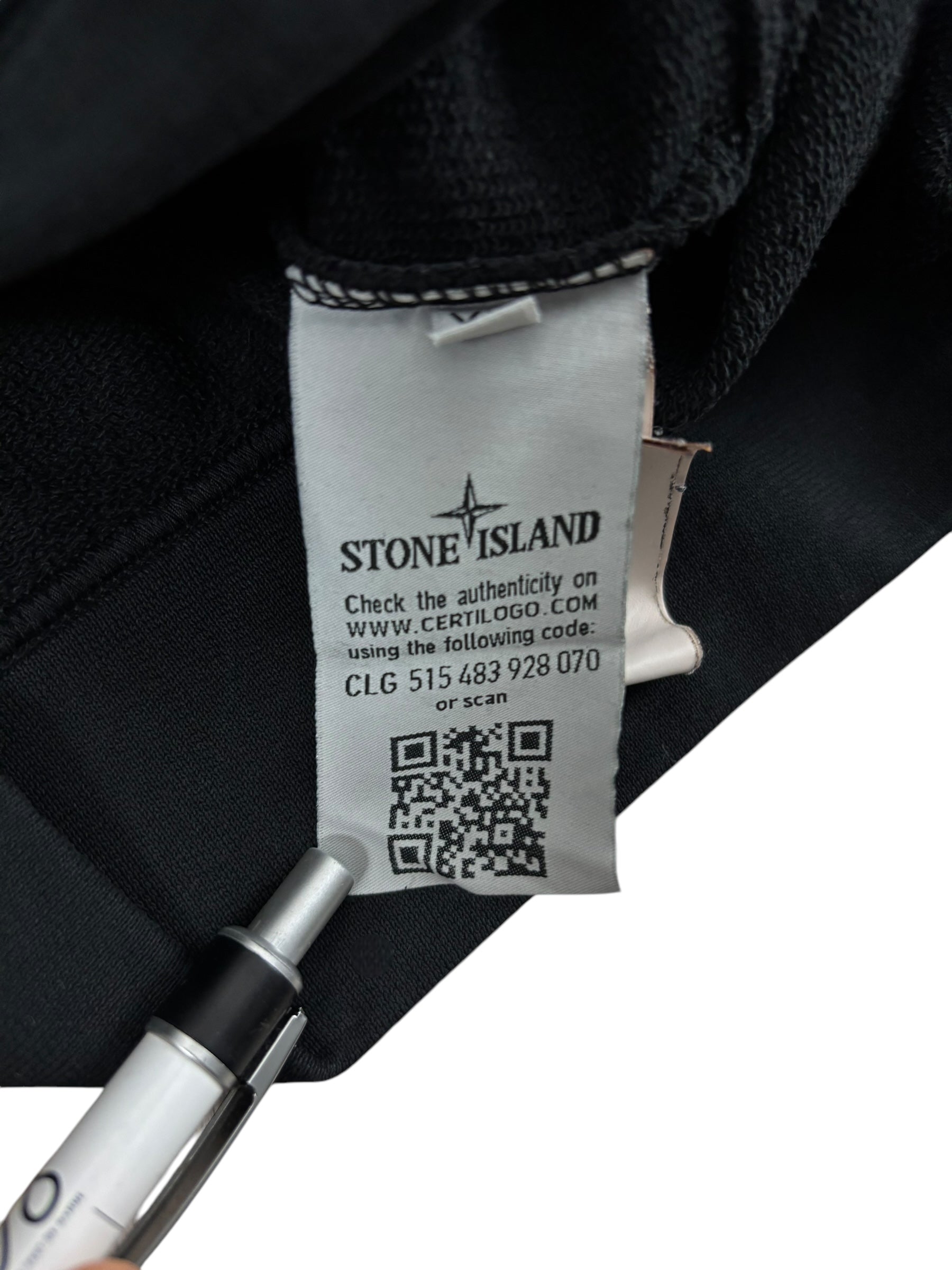 PULL STONE ISLAND