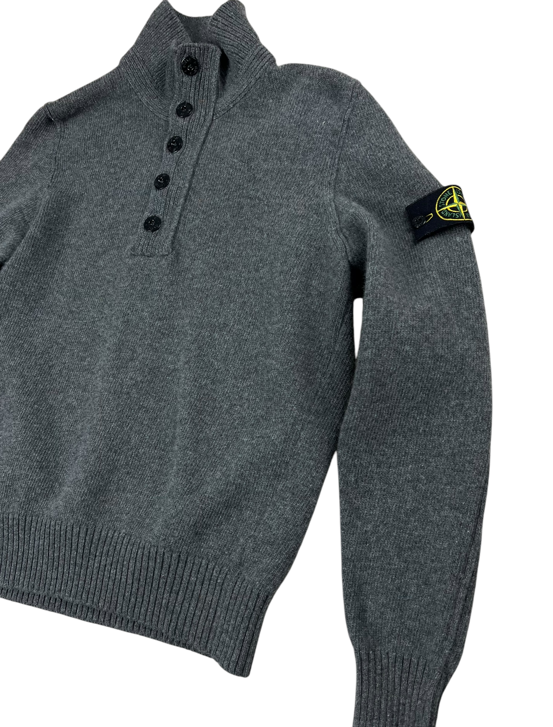 PULL STONE ISLAND