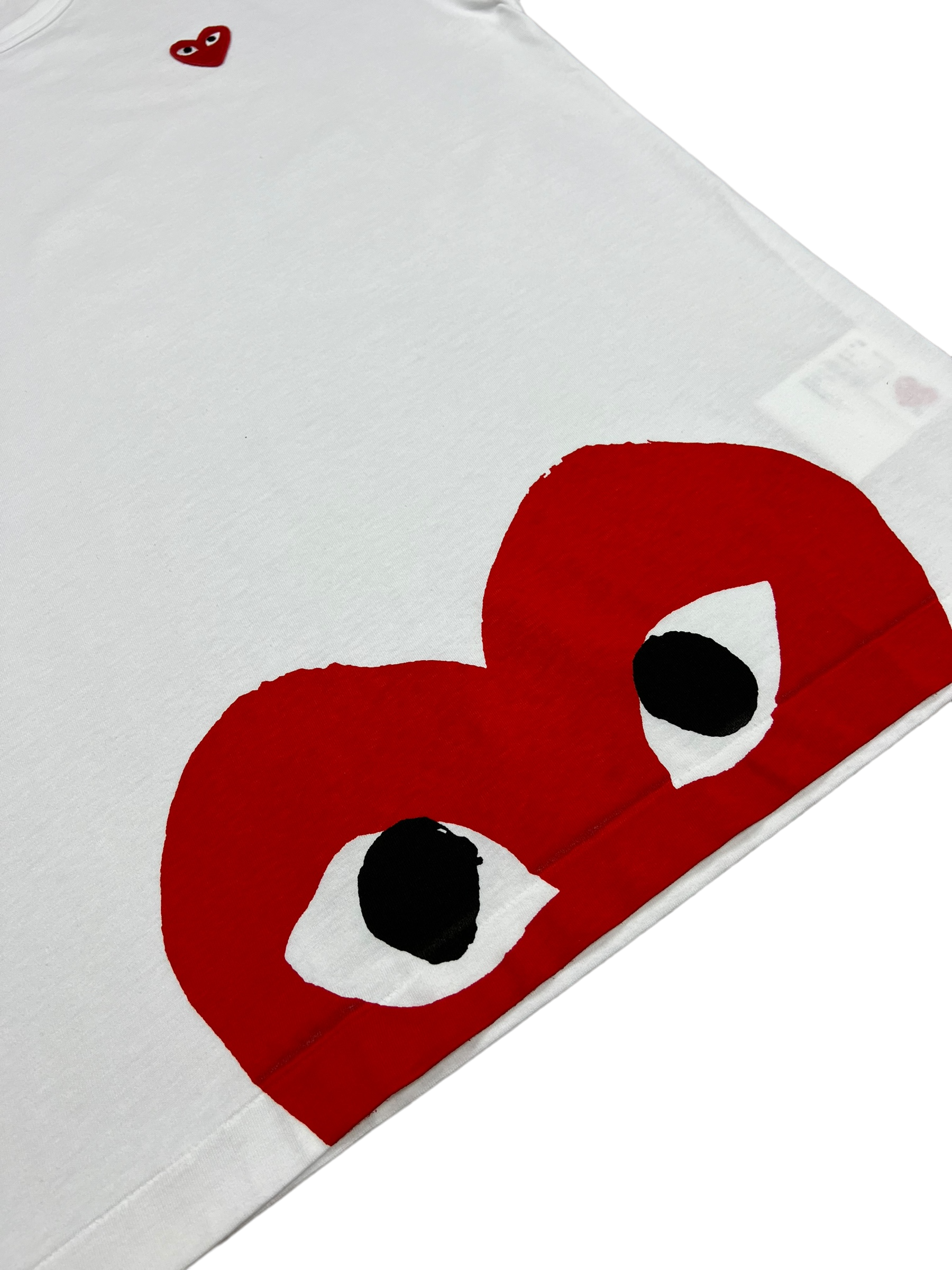 TEE-SHIRTS COMME DES GARÇONS PLAY