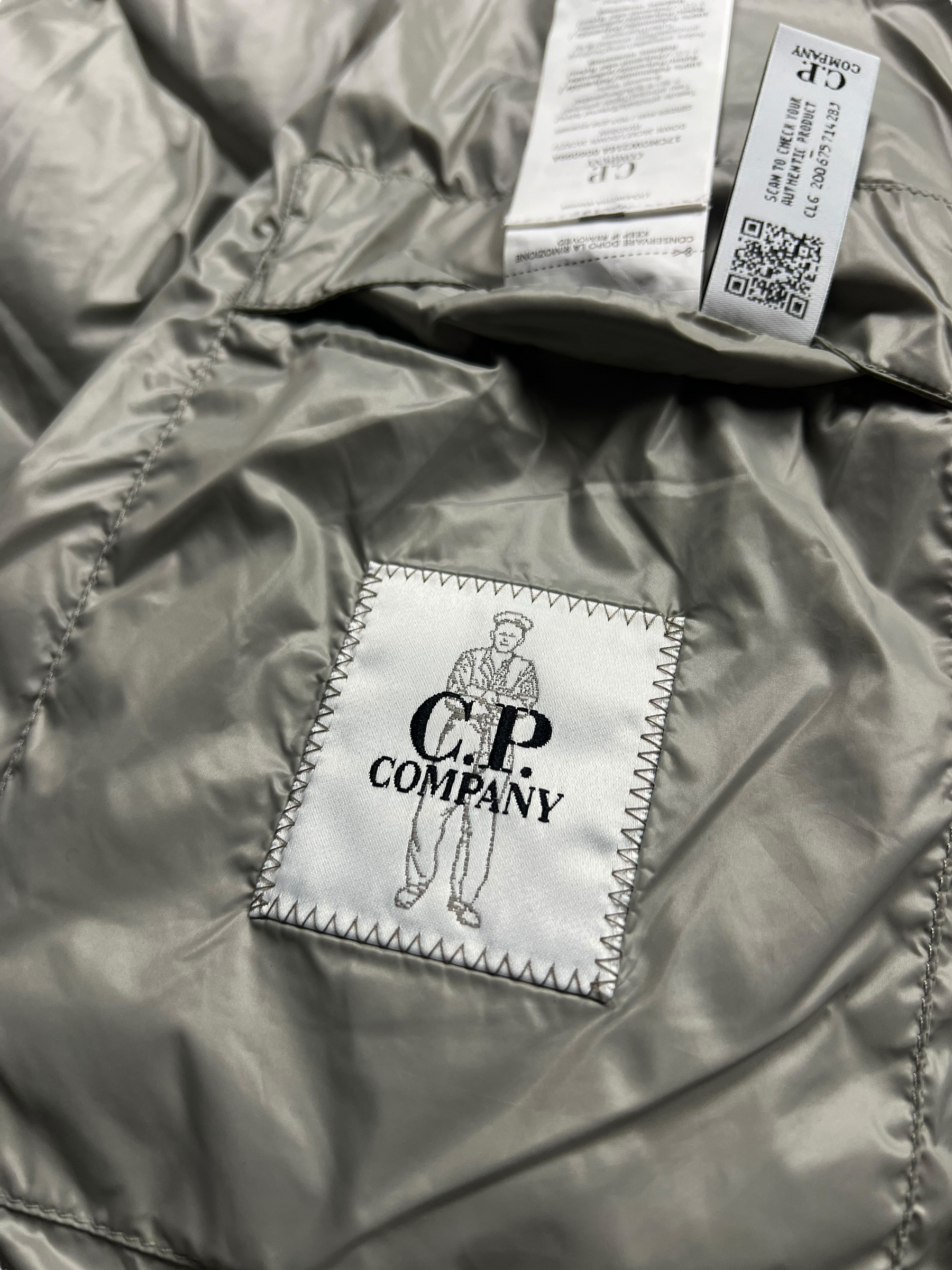 DOUDOUCNE C.P COMPANY D.D SHELL DOWN JACKET