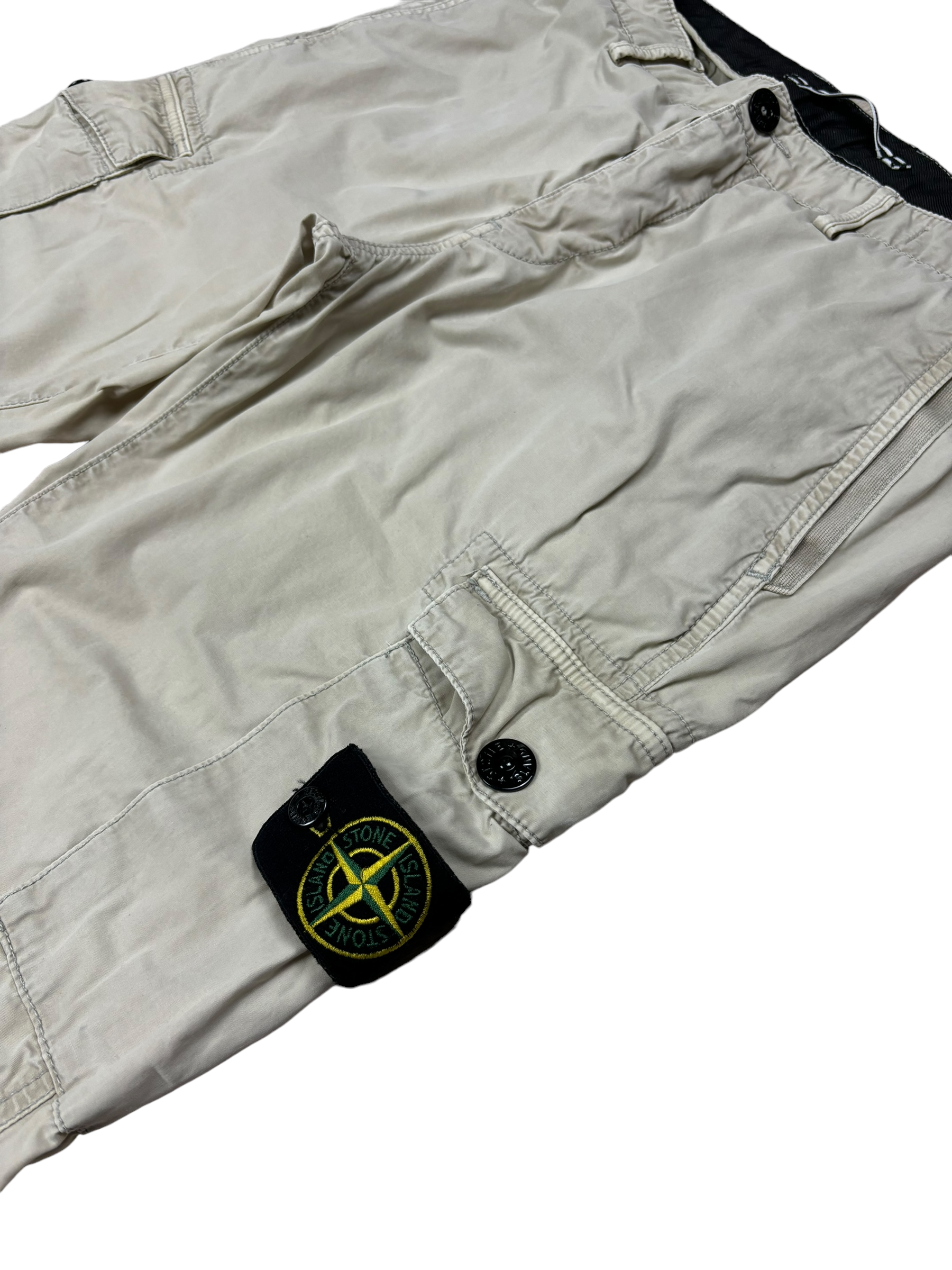 CARGO STONE ISLAND