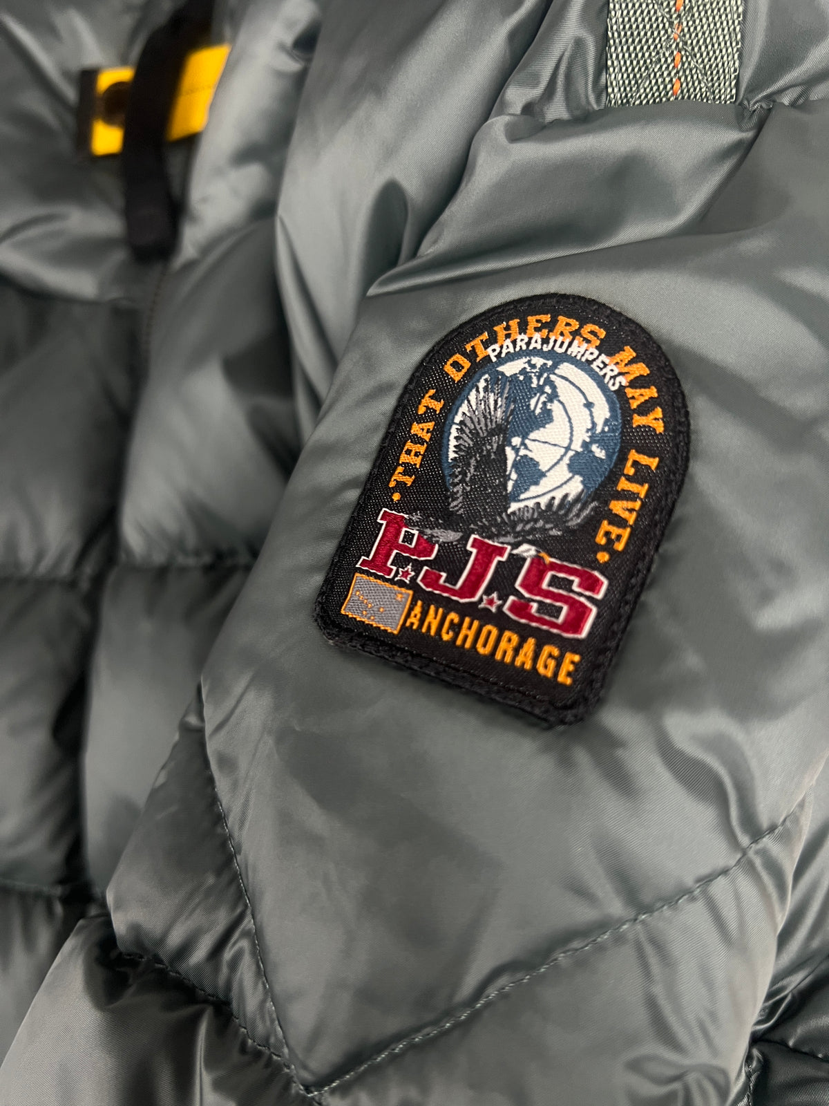 Doudoune à Capuche Parajumpers Pharrell, Vert Pétrole, Neuf — photographie complémentaire 3