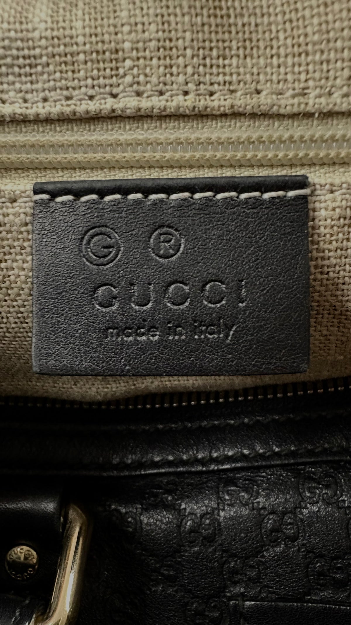 Sac à Main Gucci Boston Microguccissima noir taille UNI, détail matière et finitions — vue 7