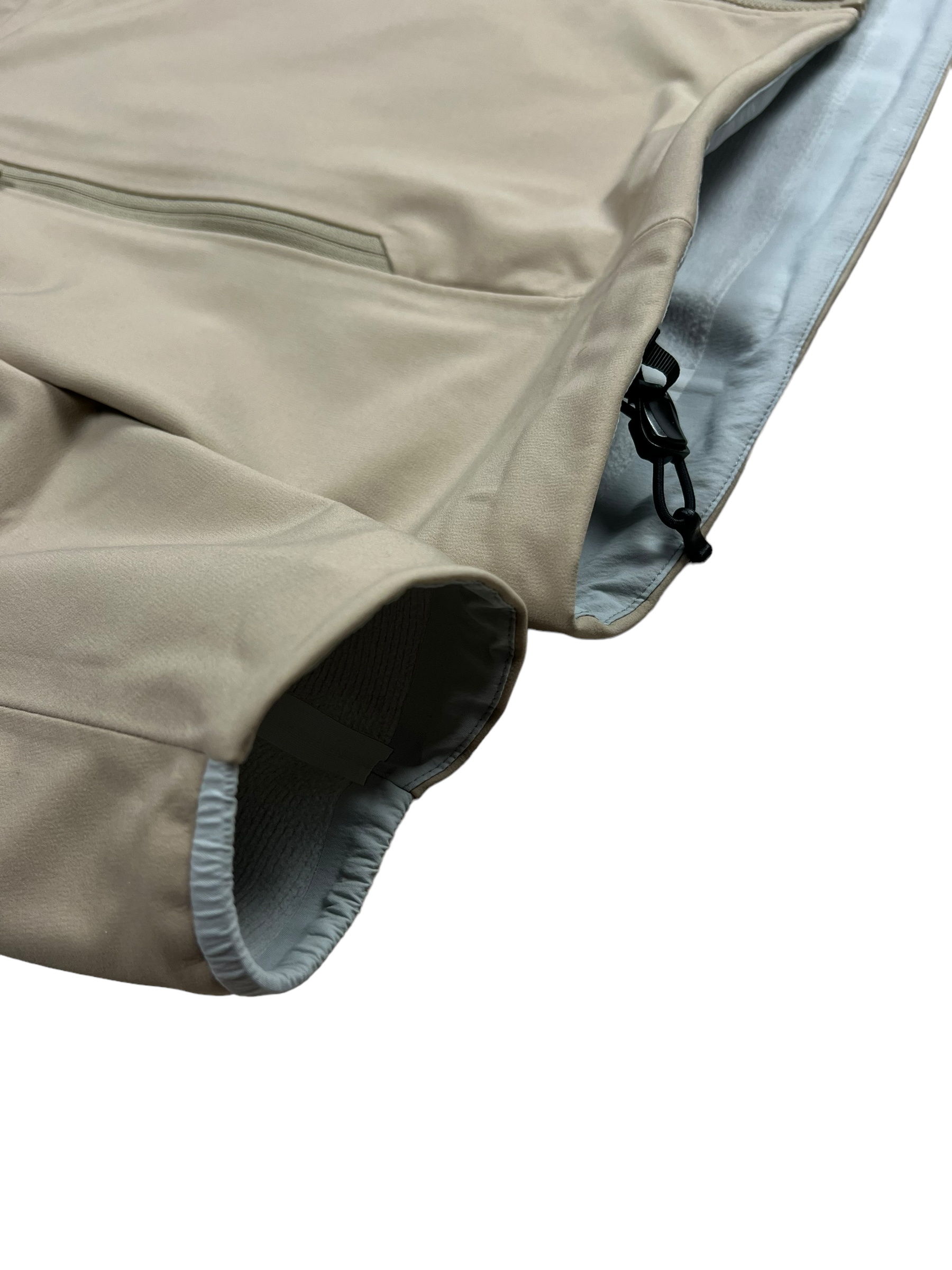 Veste Arc'Teryx beige taille M - Logo et étiquette