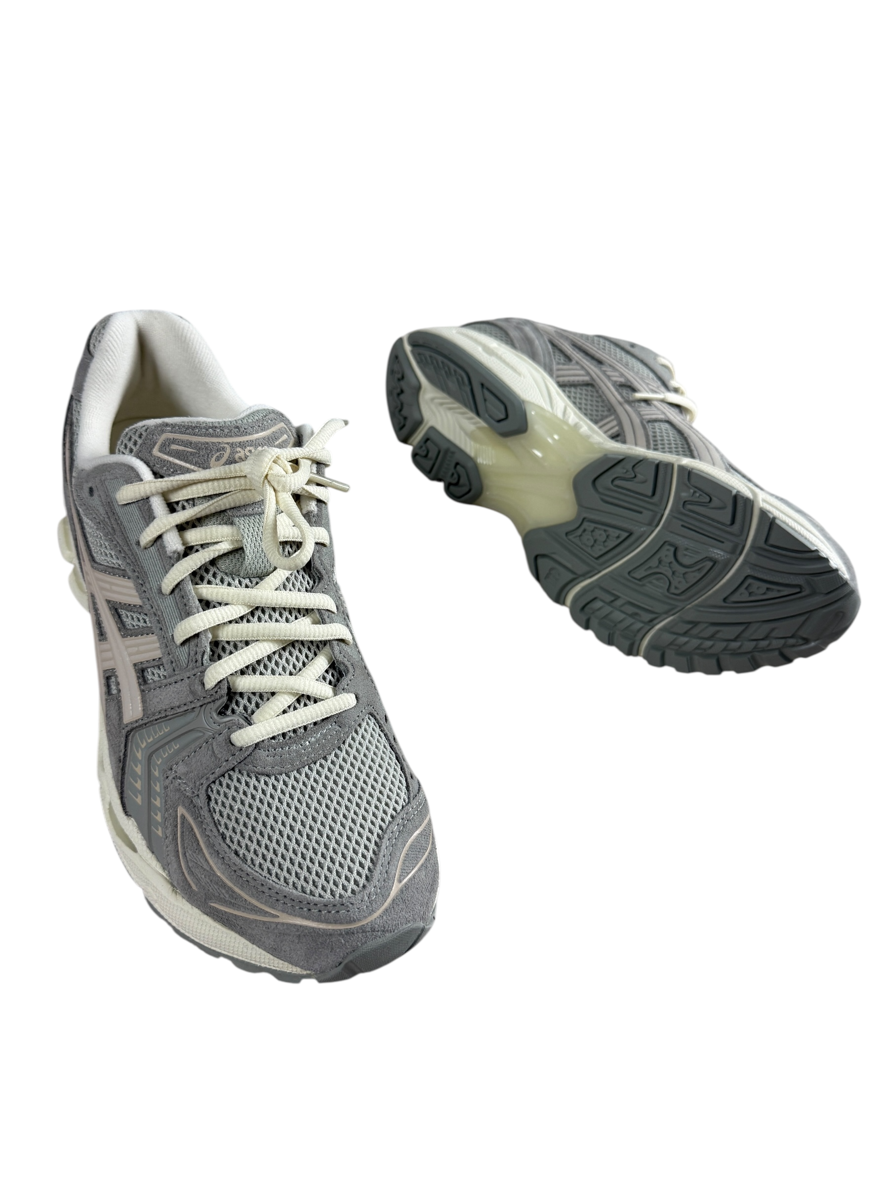 Sneakers Asics gris taille 41 1/2 - Vue de dos