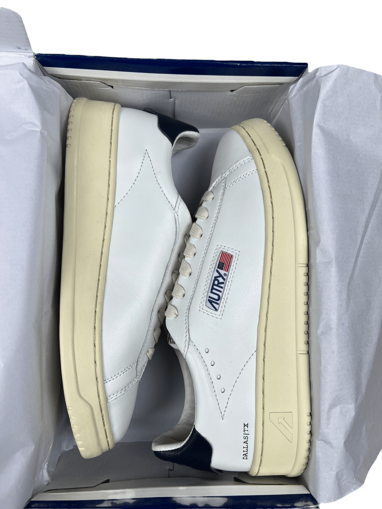 SNEAKERS AUTRY - NB08 SHOP