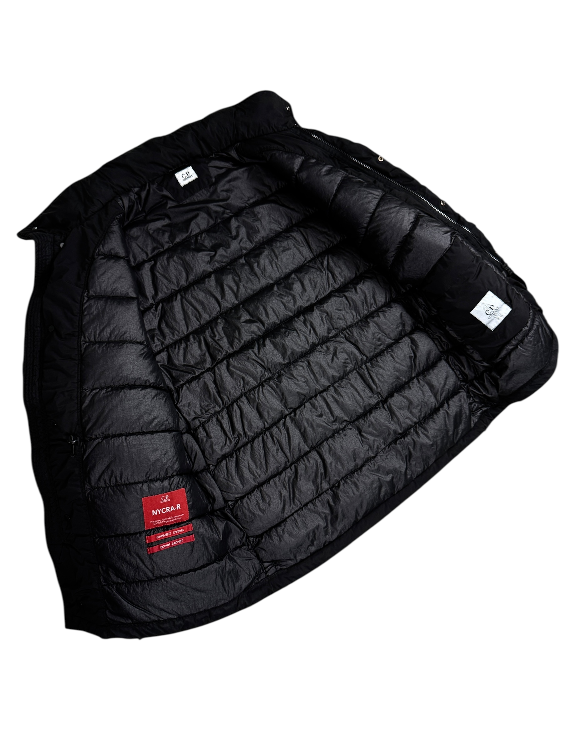 Doudoune C.P Company noir taille M - Logo et étiquette