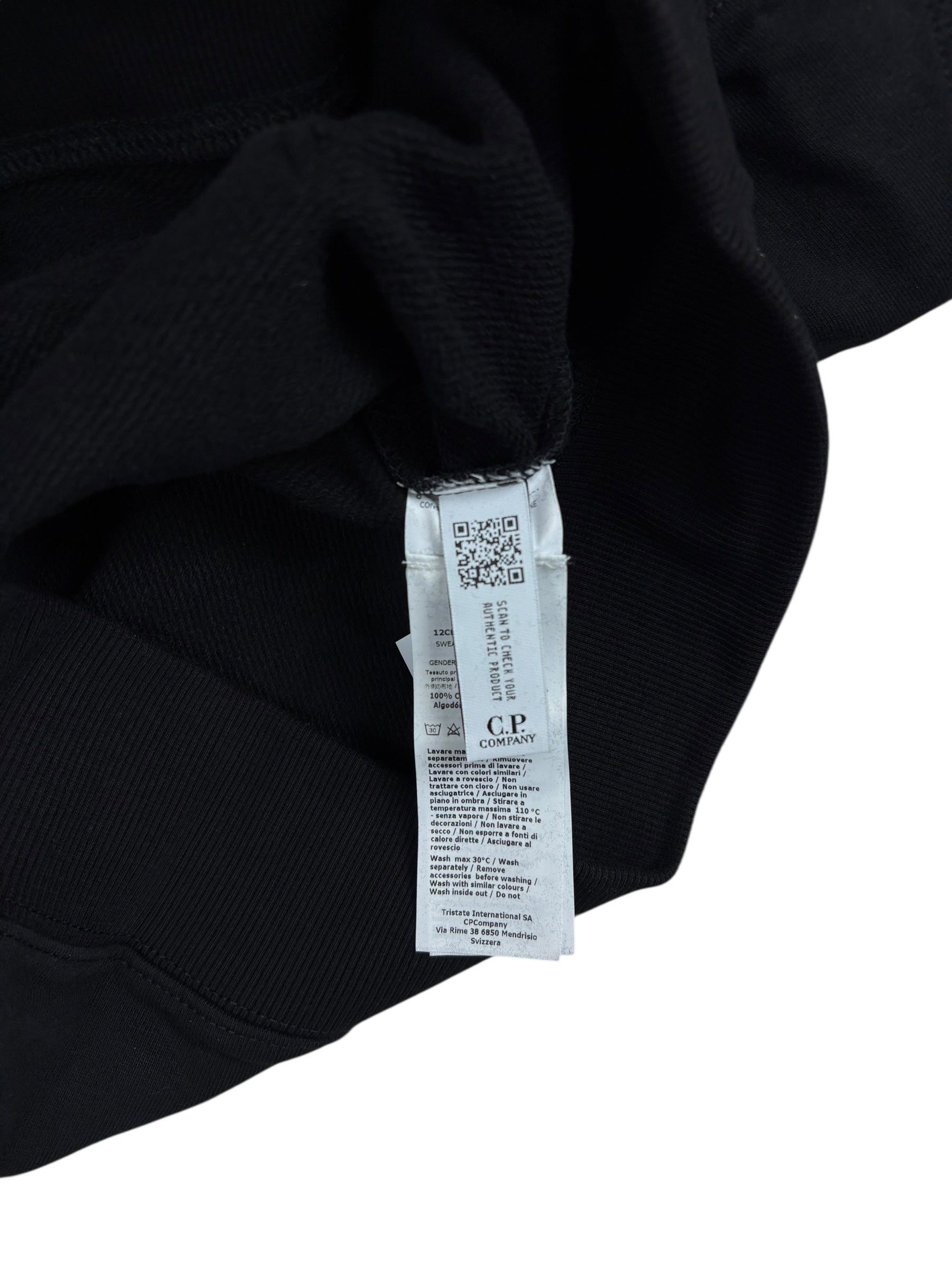Hoodie C.P Company noir taille XS - Détail