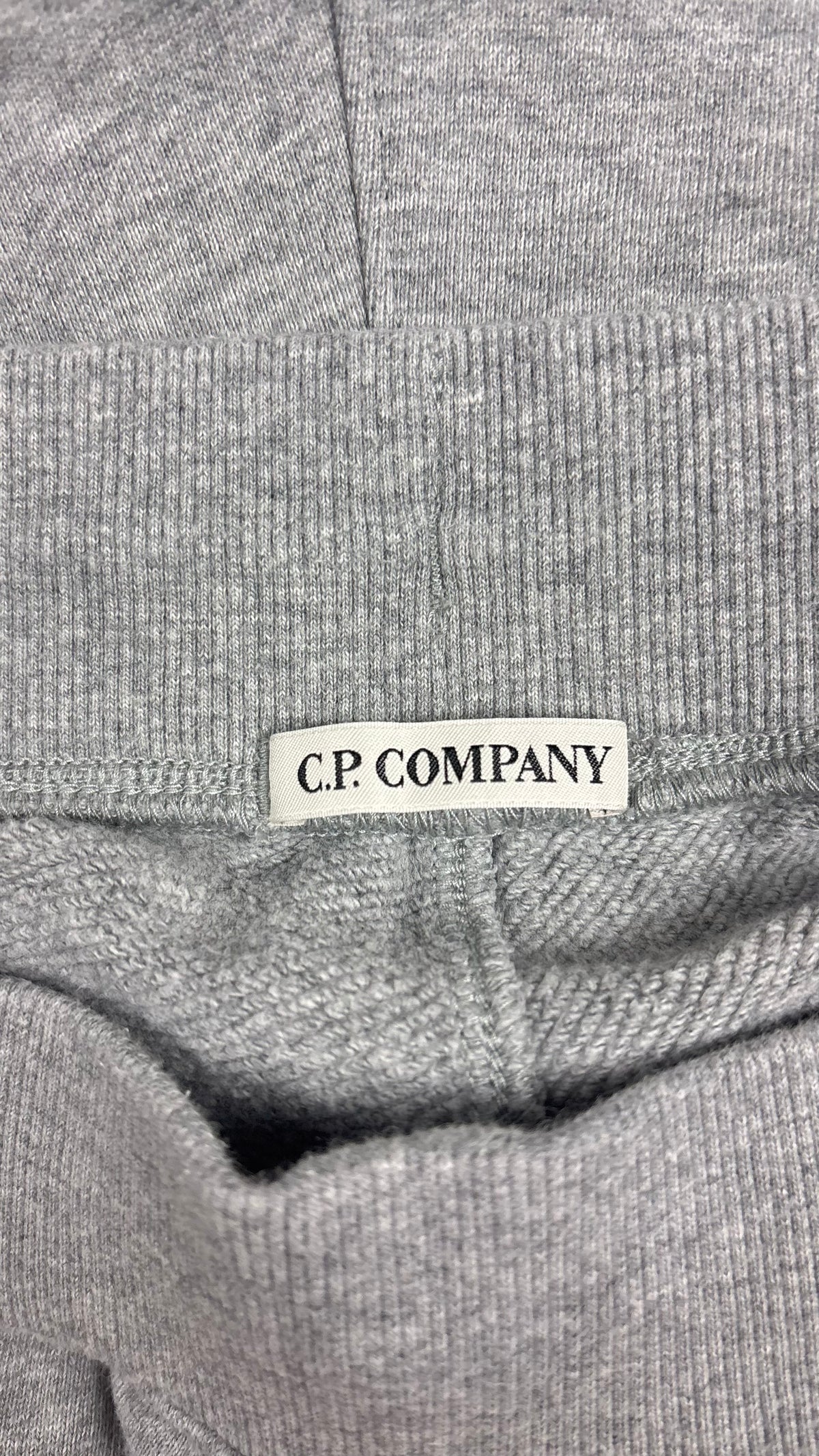 Jogging C.P Company Lens gris taille XS, détail étiquettes et finitions — vue 4