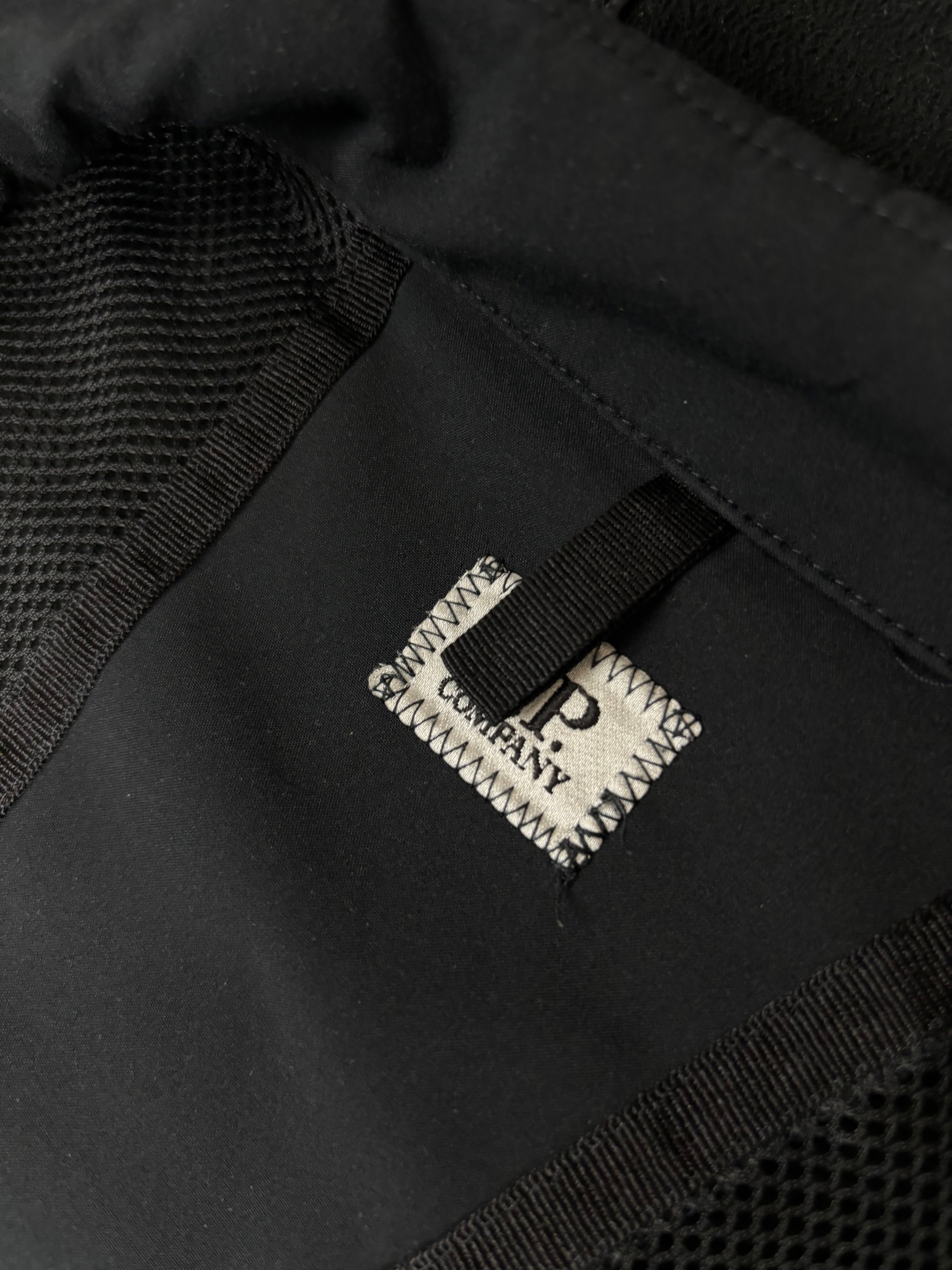 Parka C.P Company noir taille 52 - Détail