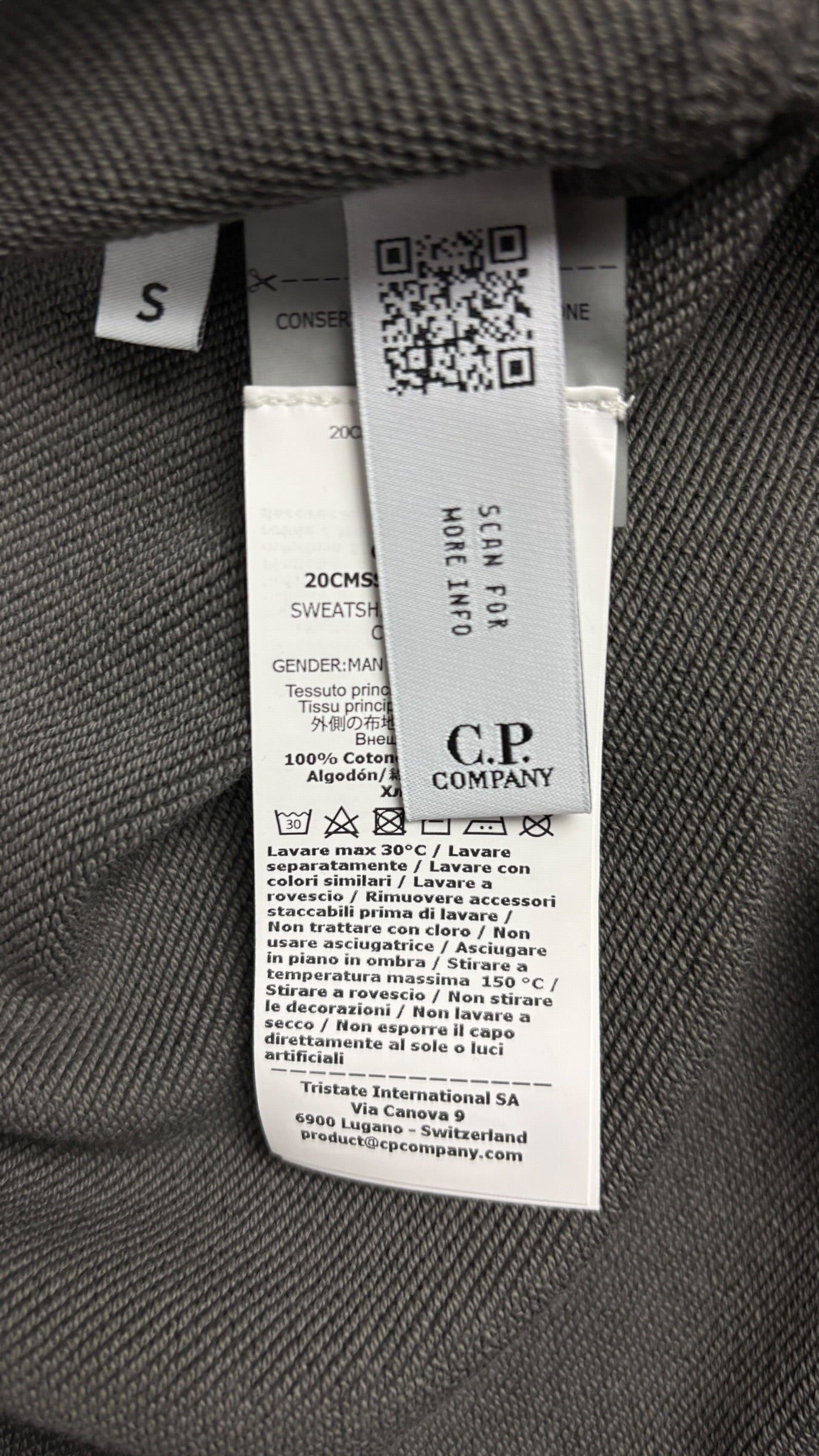 Sweat C.P Company gris taille S - Logo et étiquette