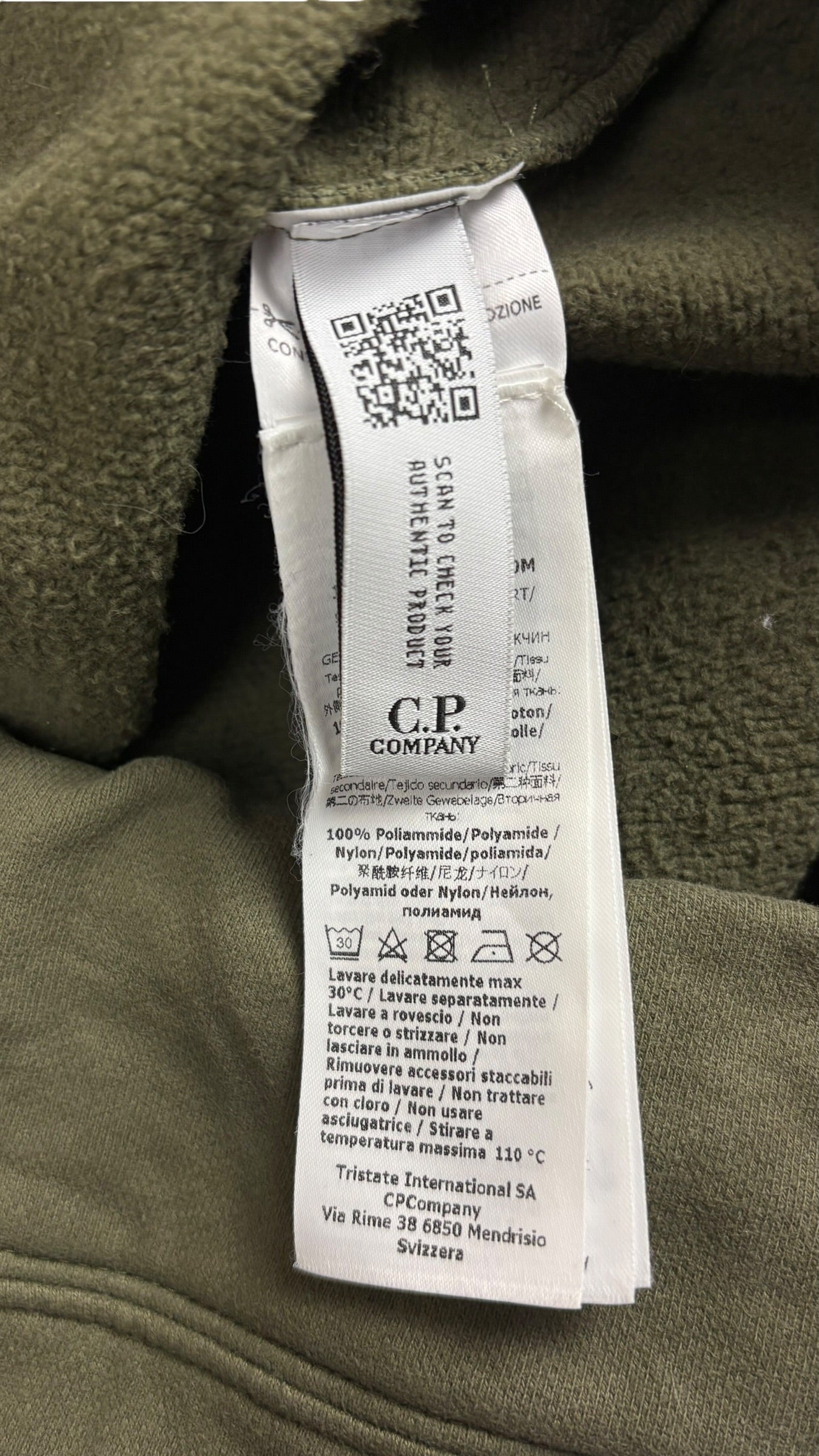 Sweat C.P Company kaki taille L - Logo et étiquette