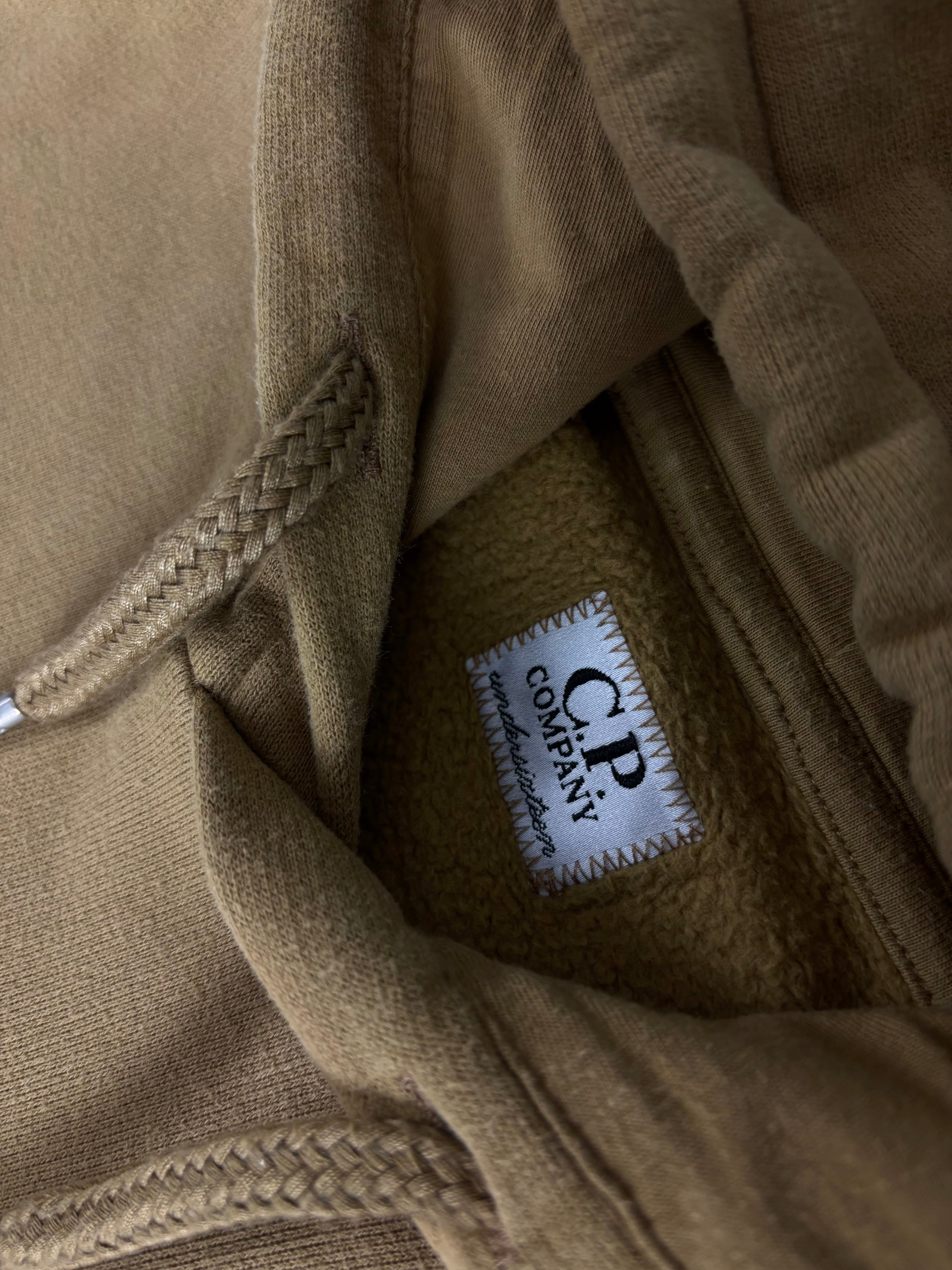 Sweat C.P Company marron taille XS - Logo et étiquette