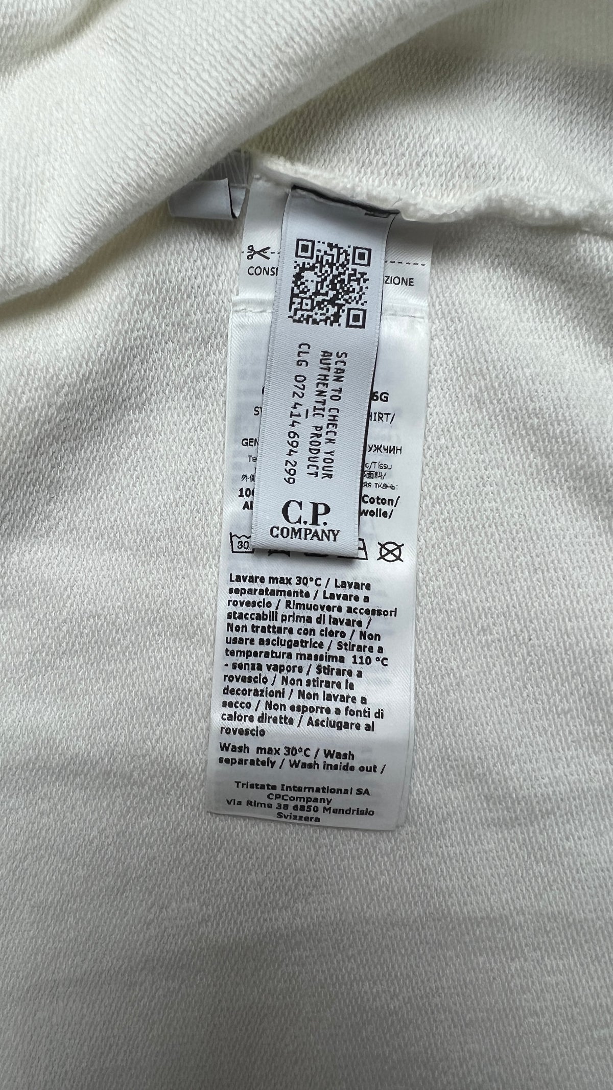 Sweat-shirt Hoodie Zippé C.P Company Light Fleece Lens blanc taille S, détail étiquettes et finitions — vue 6