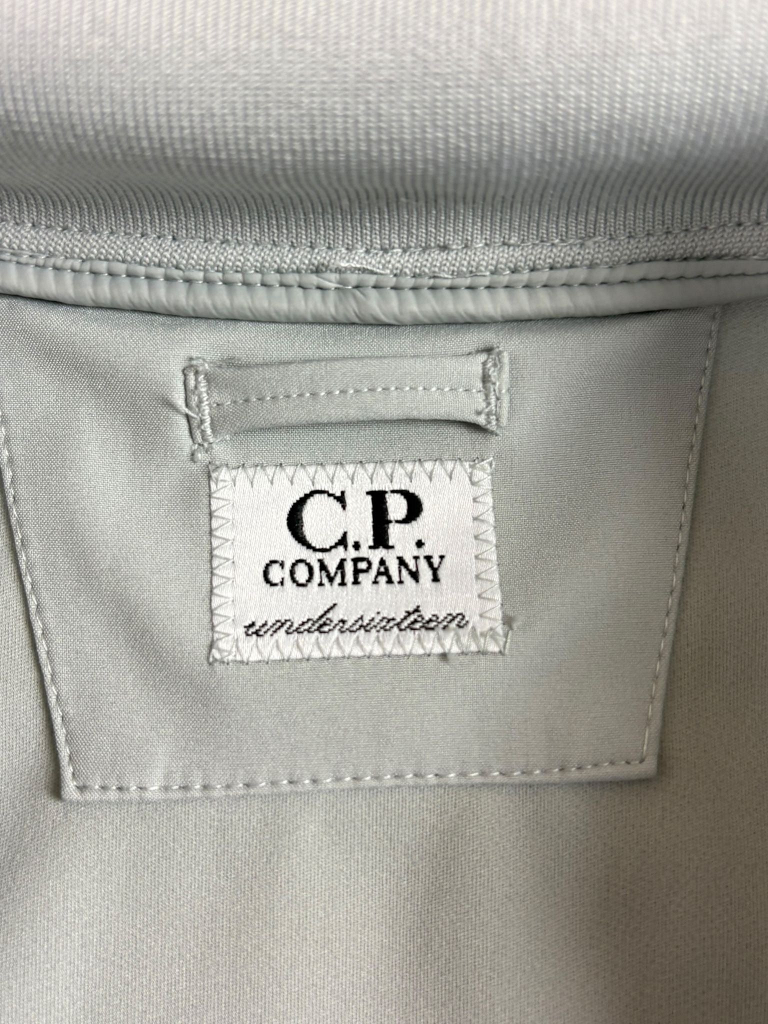 Veste C.P Company bleu taille 12 ans - Détail