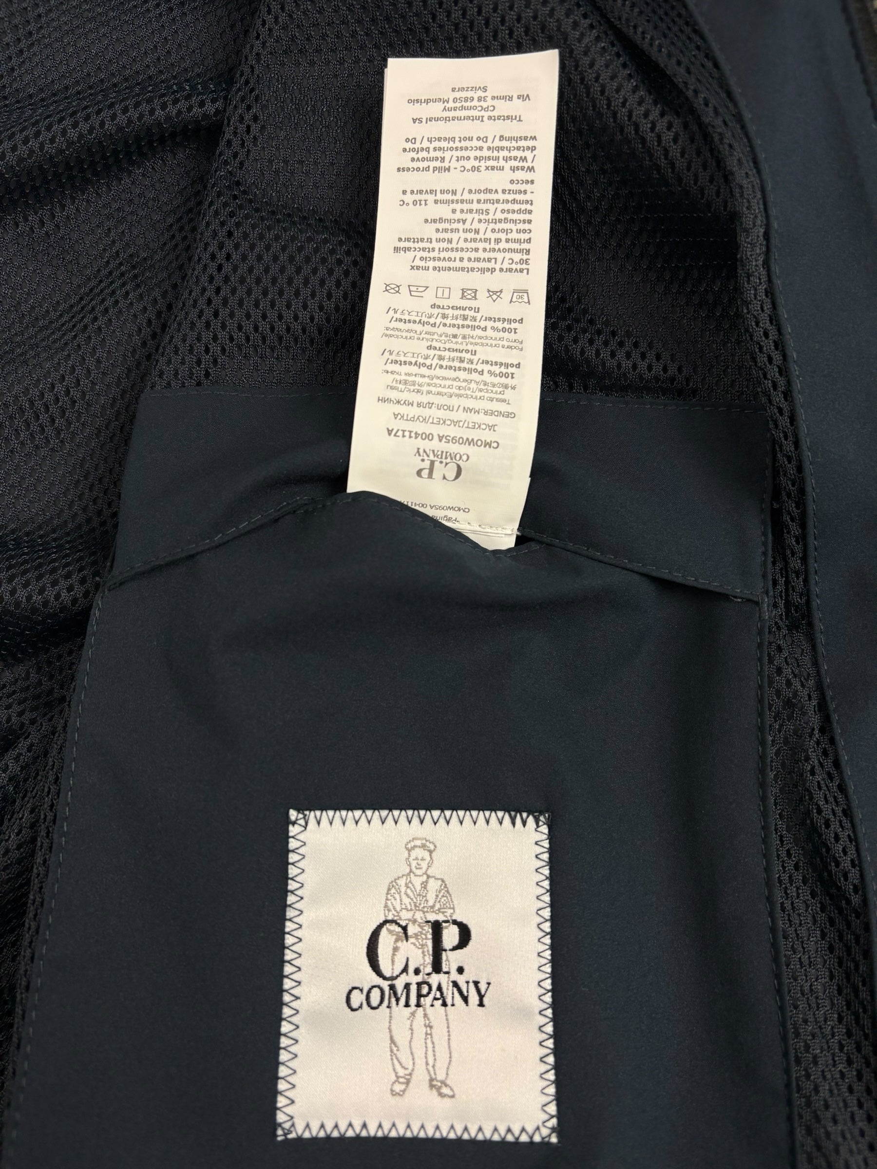 Veste C.P Company marine taille 52 - Détail