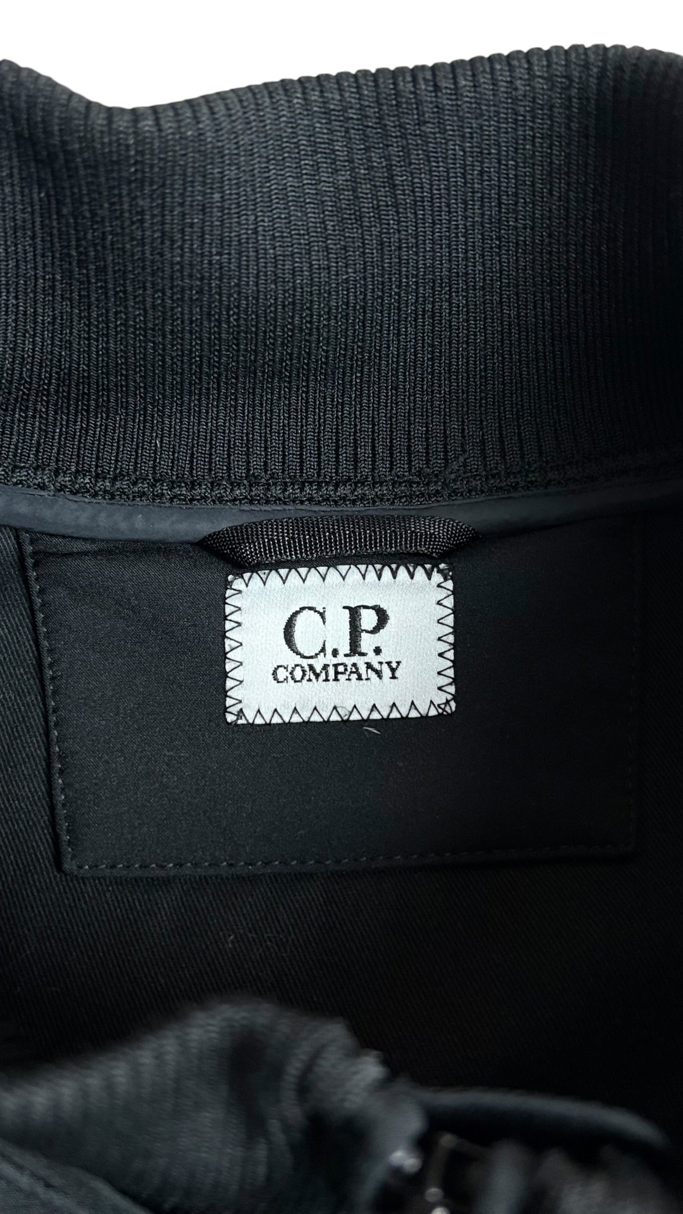 Veste C.P Company noir taille 44 - Détail
