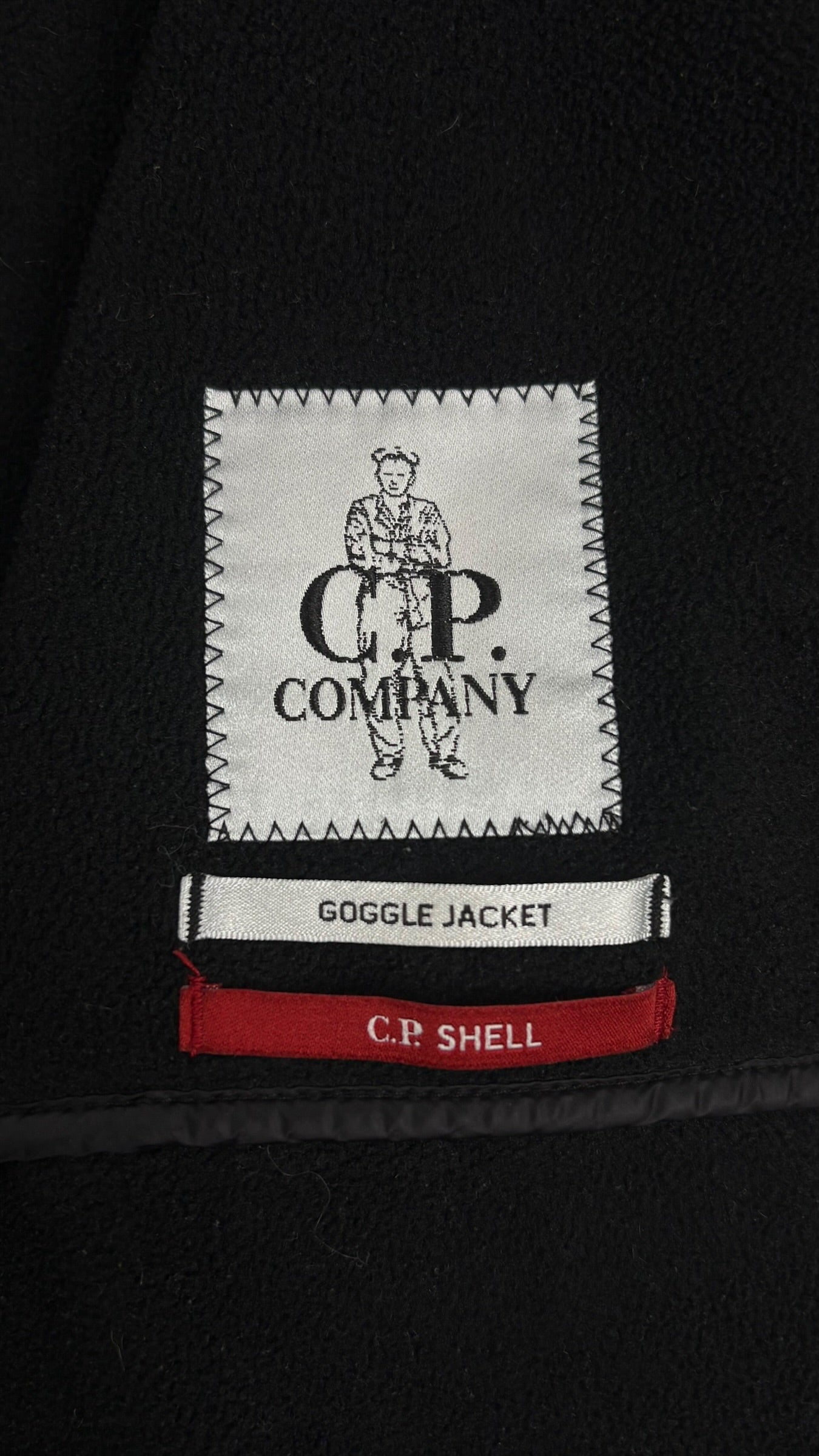 Veste C.P Company noir taille 48 - Logo et étiquette