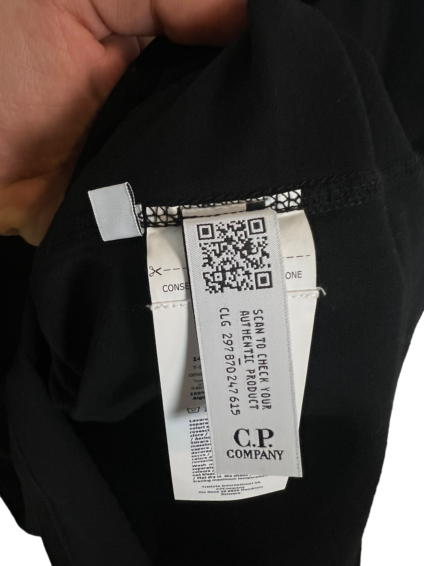 Veste C.P Company noir taille M - Logo et étiquette
