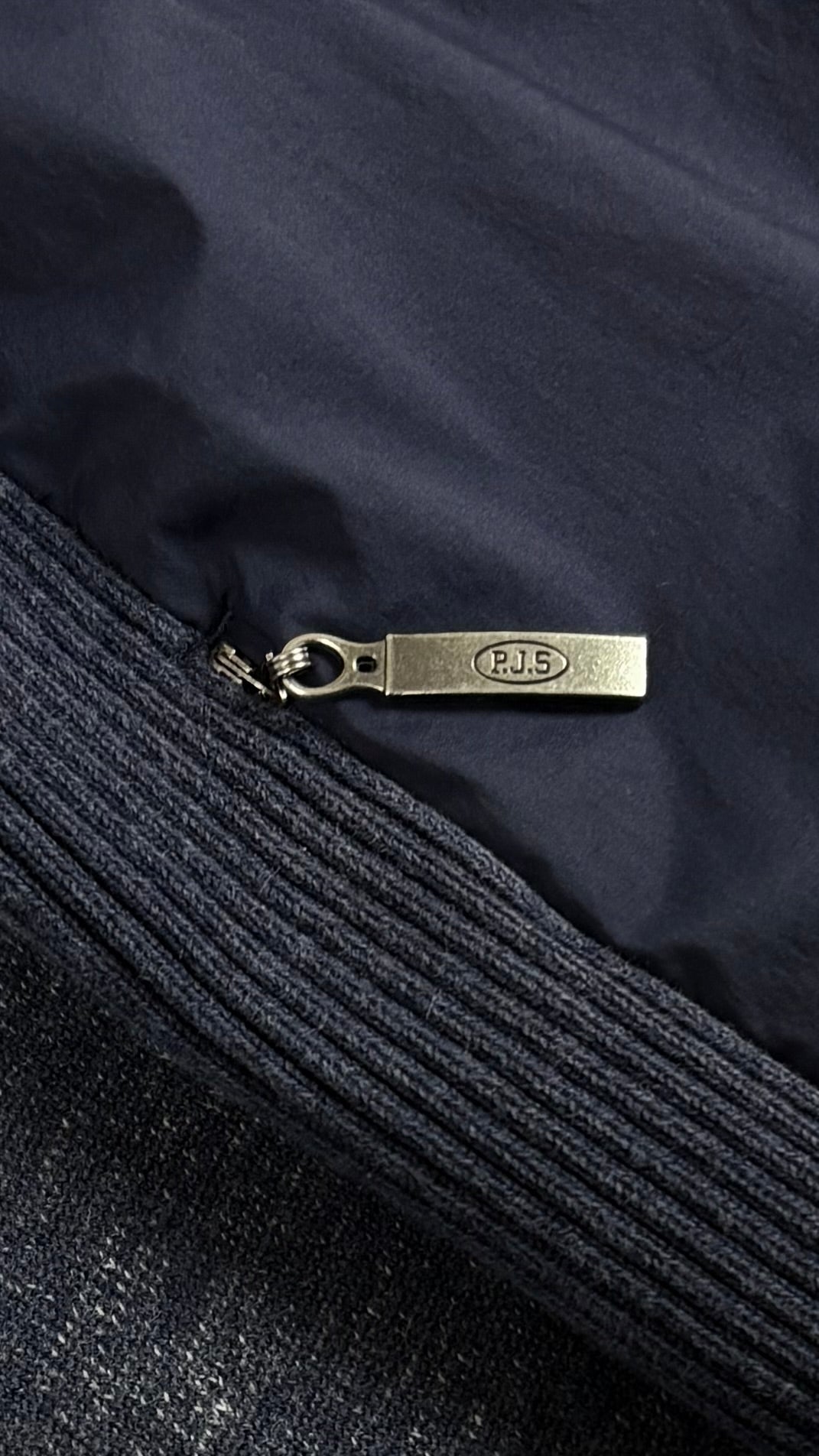 Cardigan Zippé Parajumpers Everett Marine Taille L – photo complémentaire 3 – NB08 Shop
