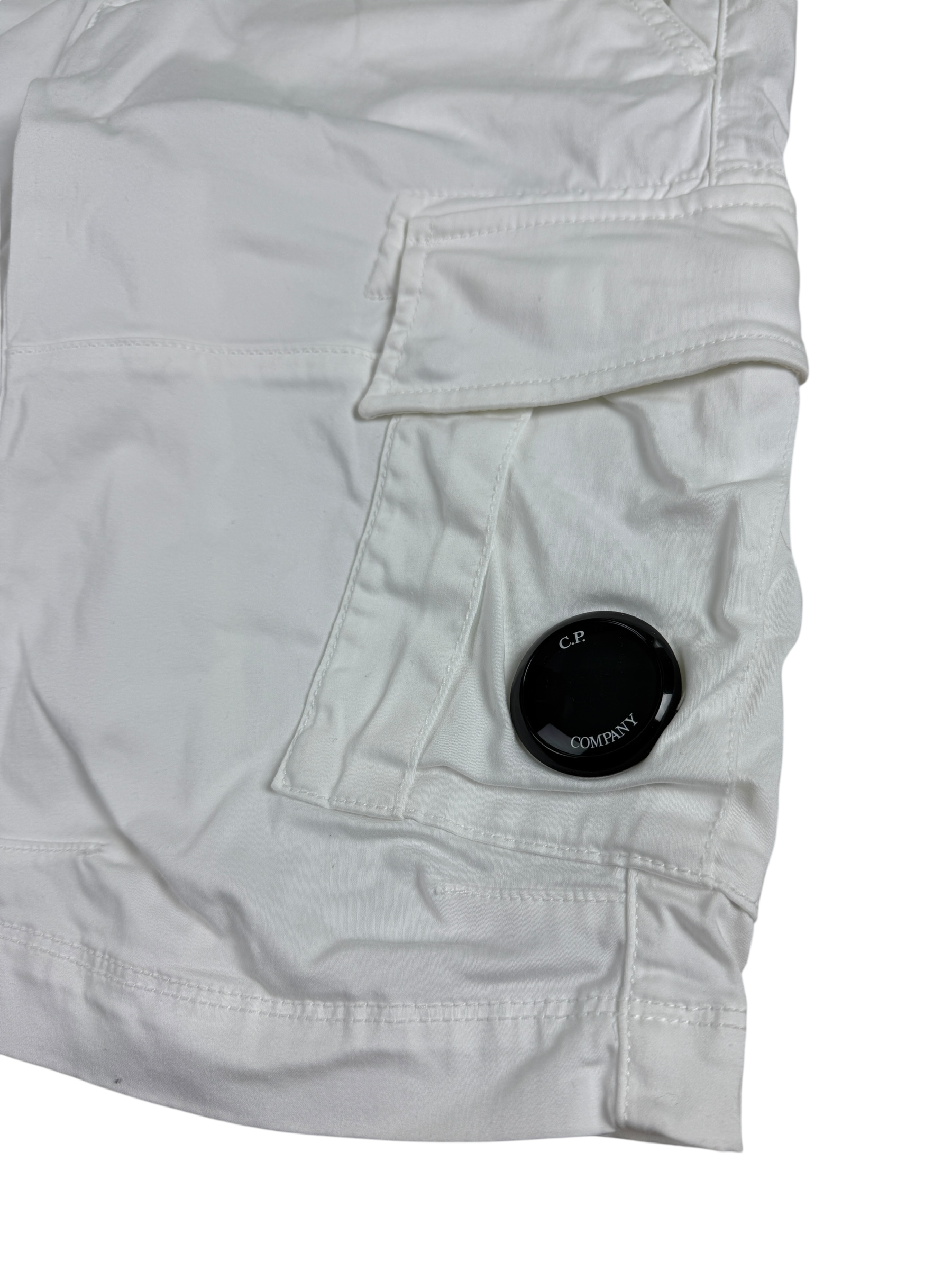 Short CP Company blanc taille 46 - Vue de dos