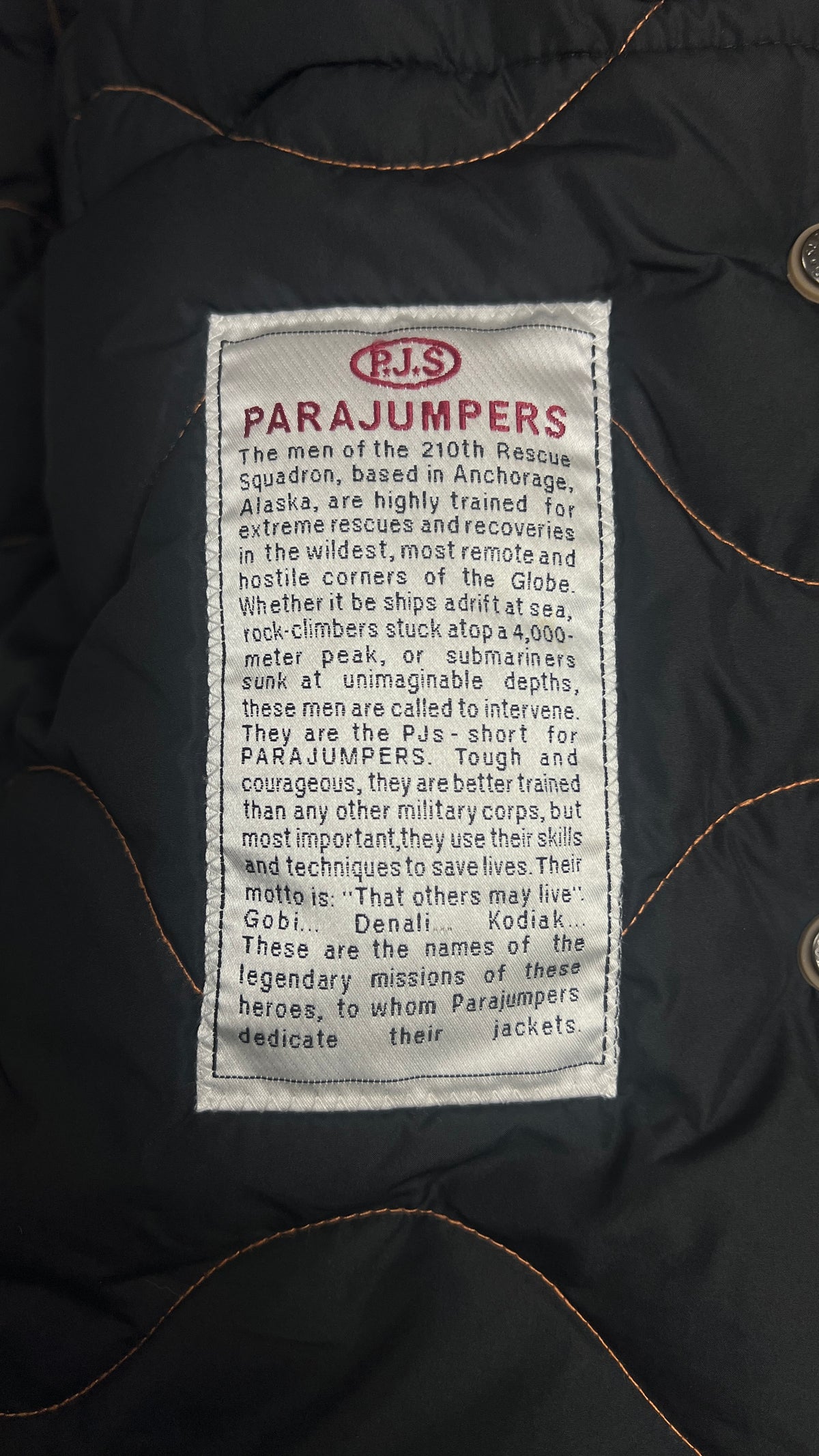 Doudoune à Capuche Parajumpers Masterpiece Series noir, taille S – photo complémentaire 3 – NB08 Shop