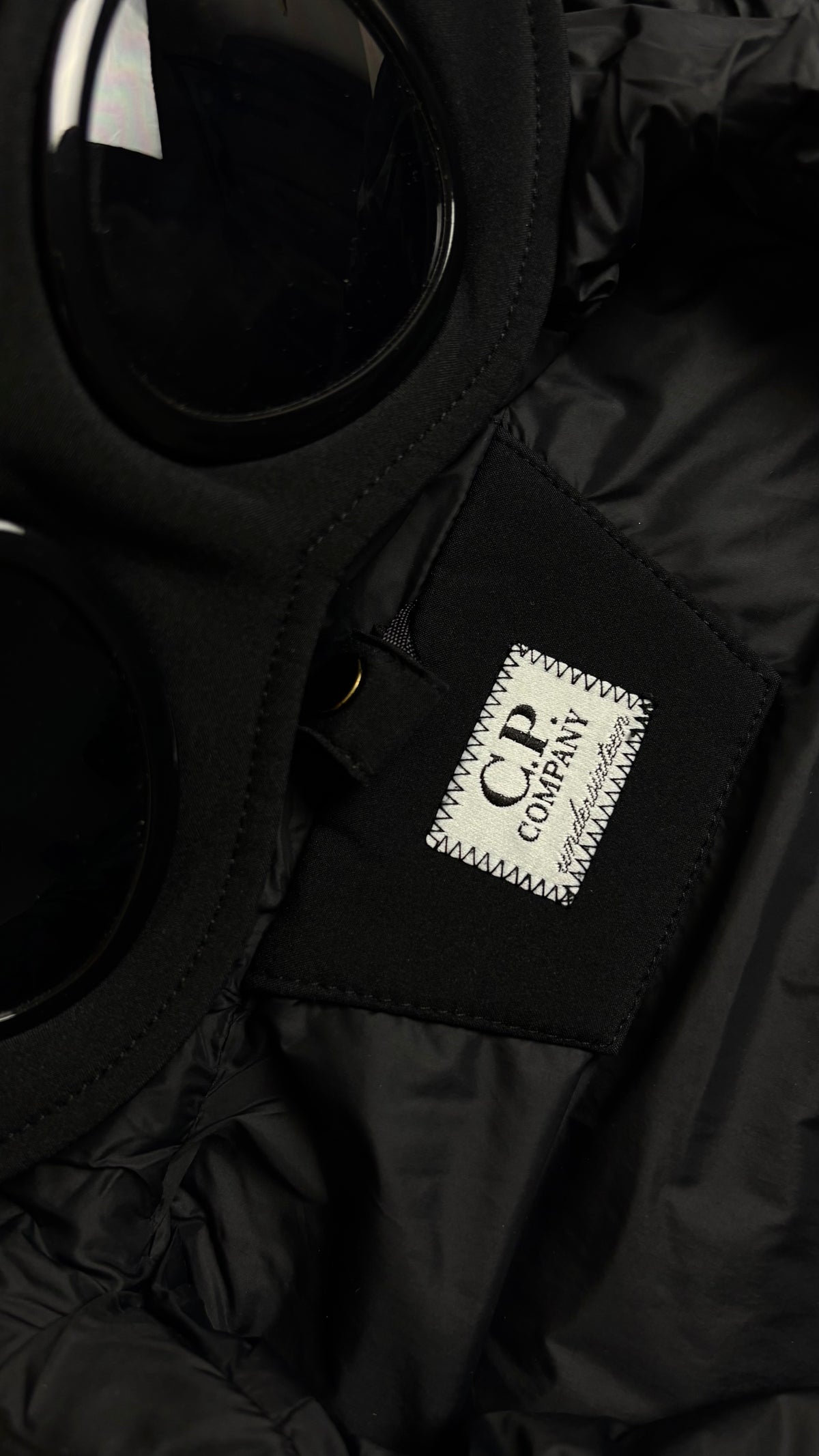 Gilet C.P Company Junior Shell-R Goggle Noir Taille 12 ans – photo complémentaire 1 – NB08 Shop