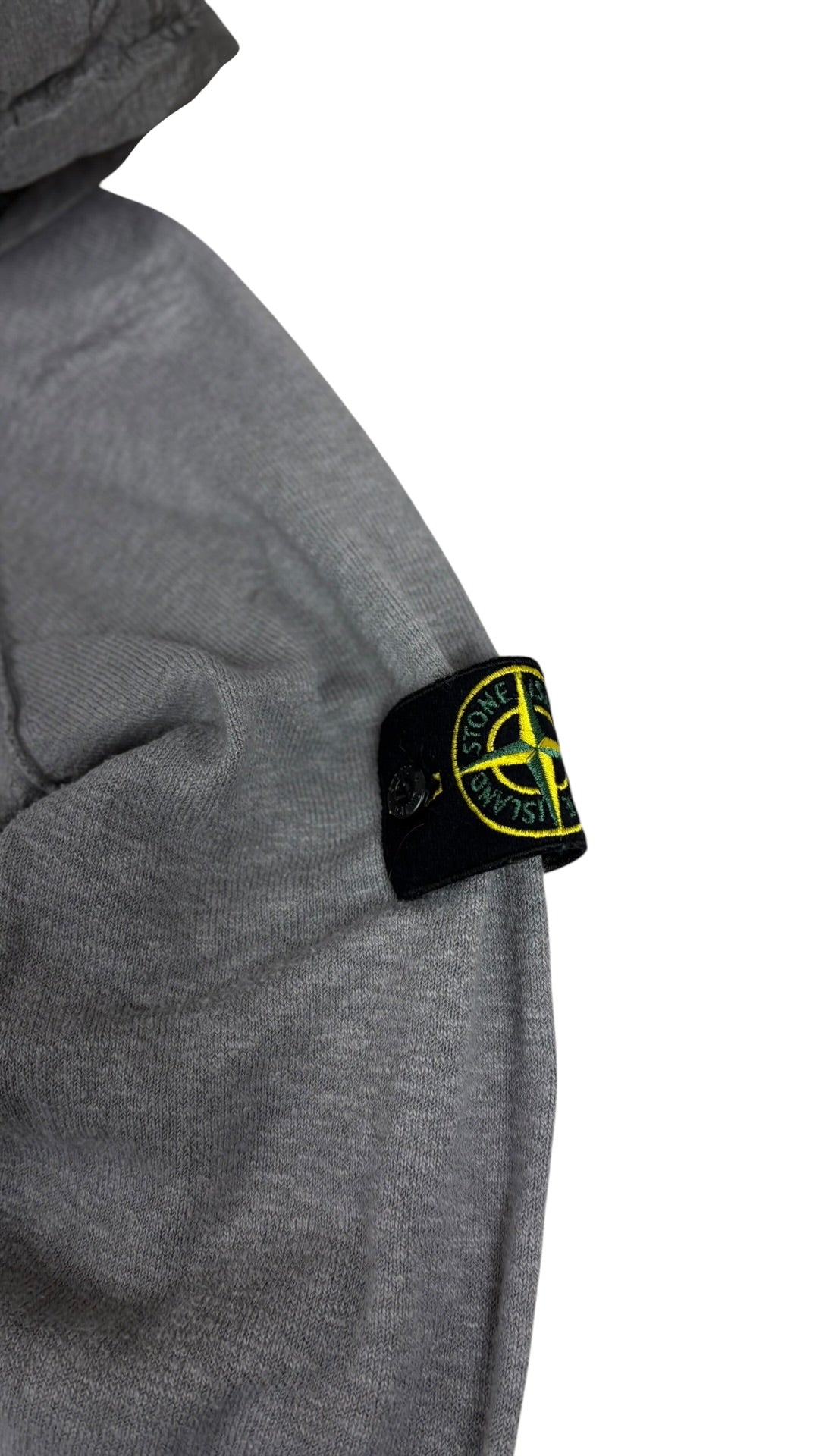 Gilet Stone Island gris taille L reconditionné - détail | Authentique NB08