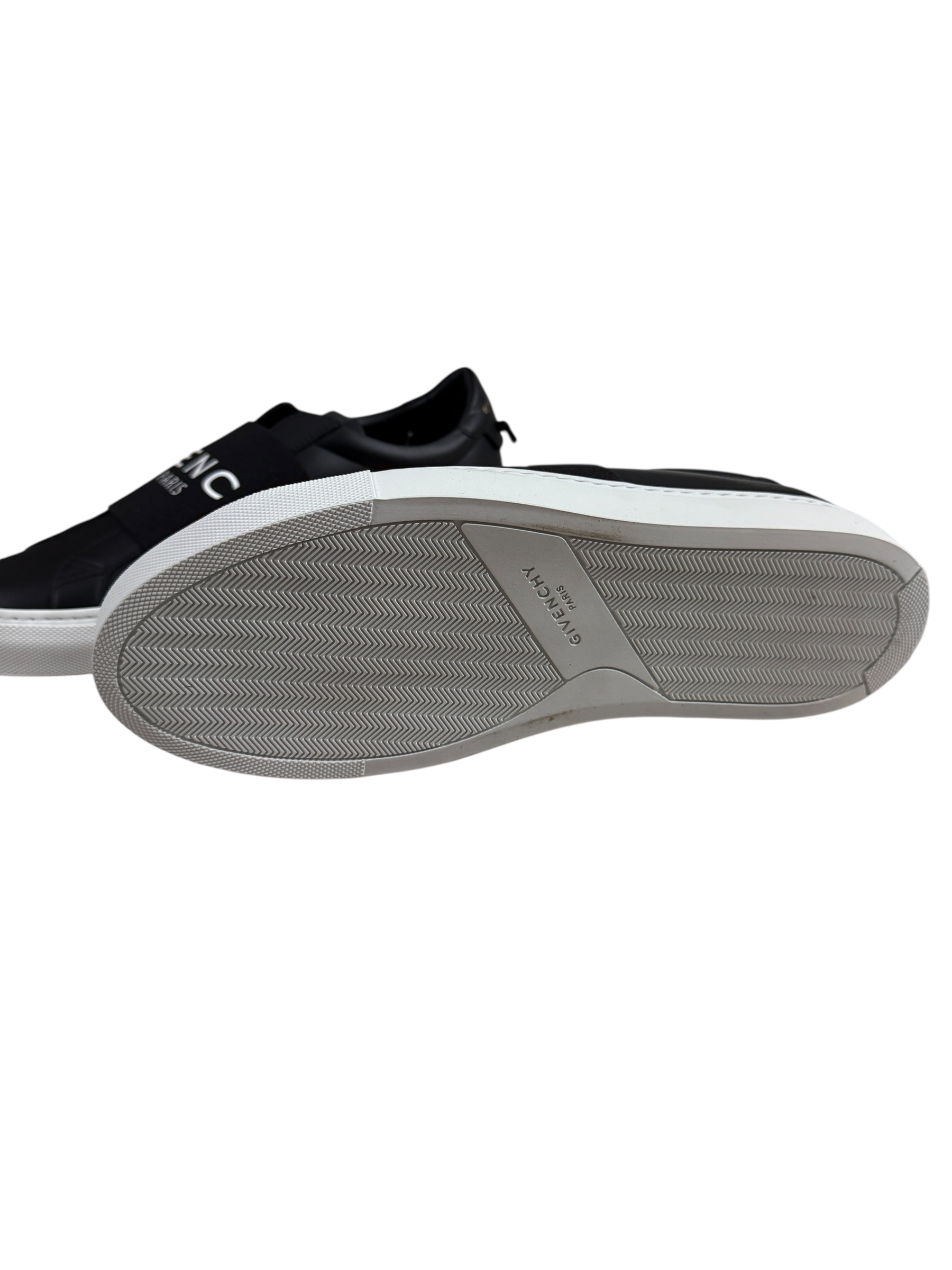 Sneakers Givenchy noir taille 40 - Vue côté