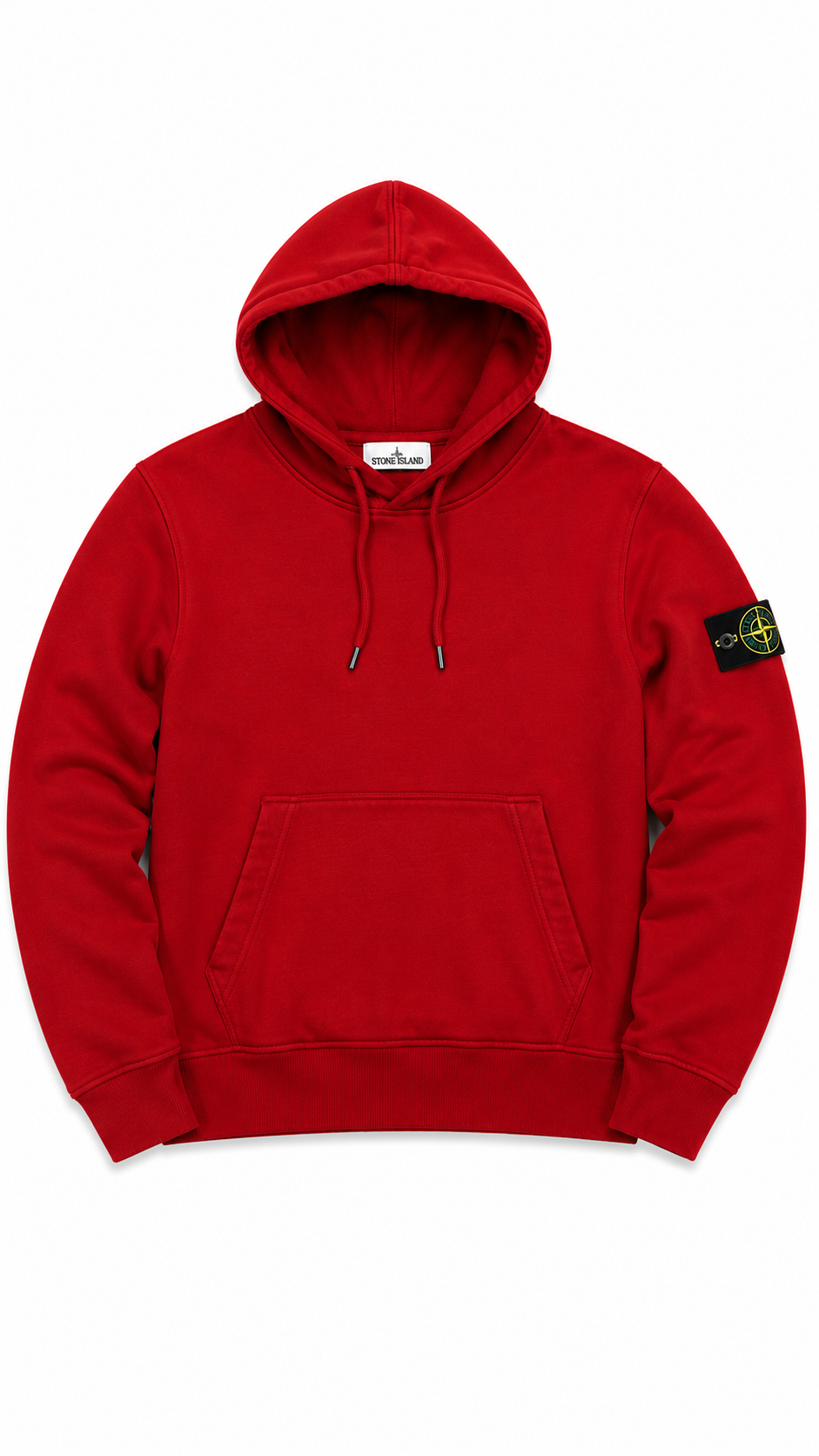 Hoodie Stone Island rouge, vue de face, capuche à cordon, poche centrale et badge sur la manche droite