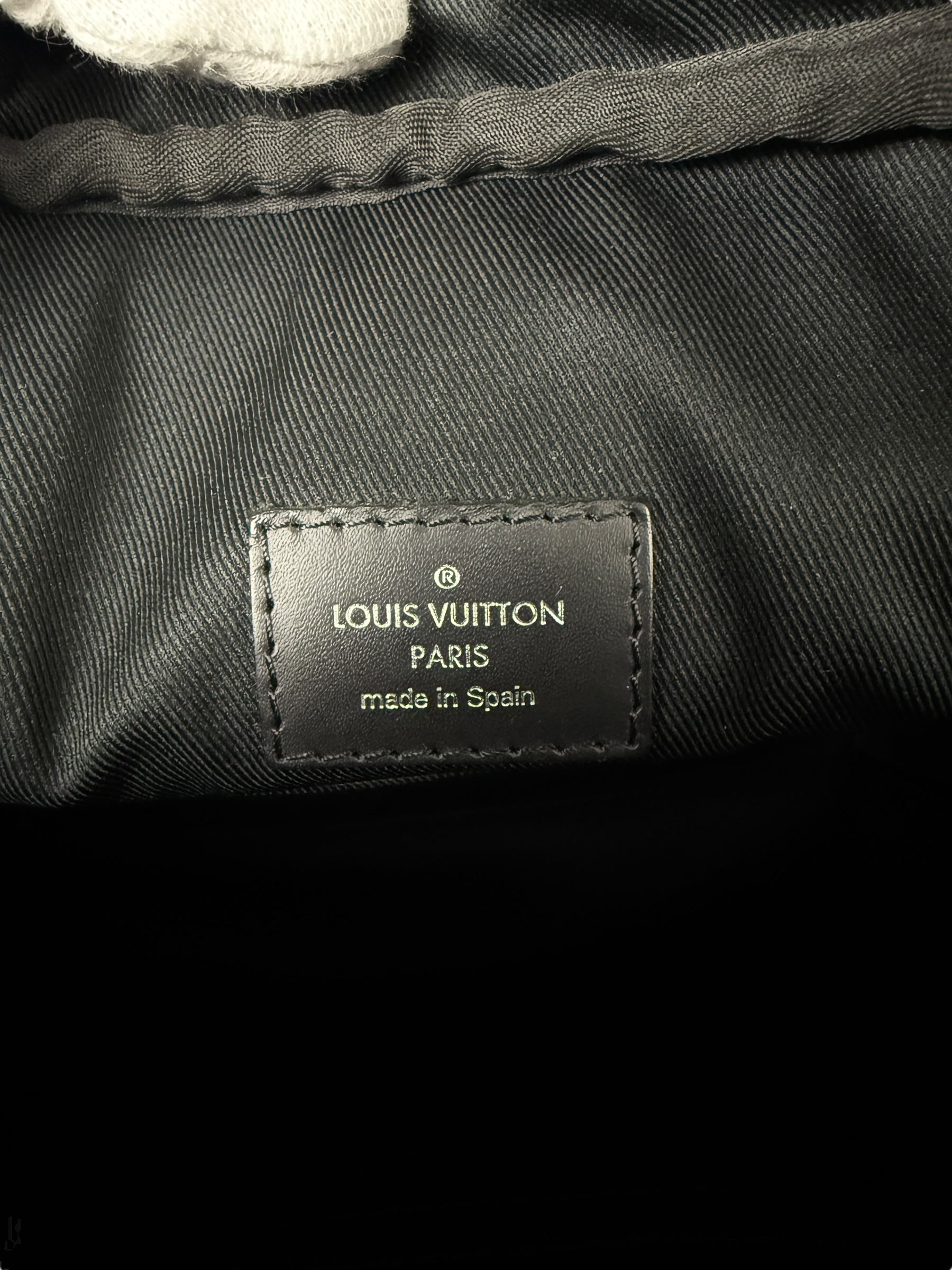 Sac Louis Vuitton noir taille PM - Vue 8
