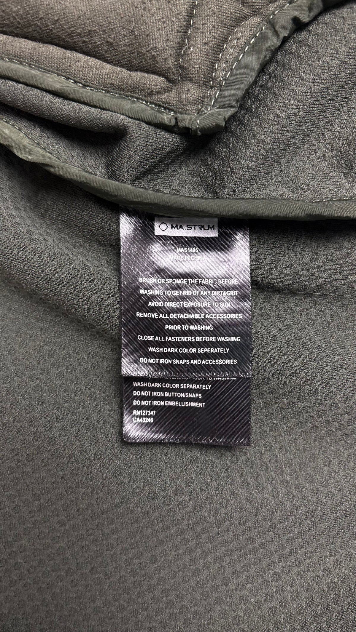 Veste à Capuche Ma.Strum kaki taille L, détail étiquettes et finitions — vue 5