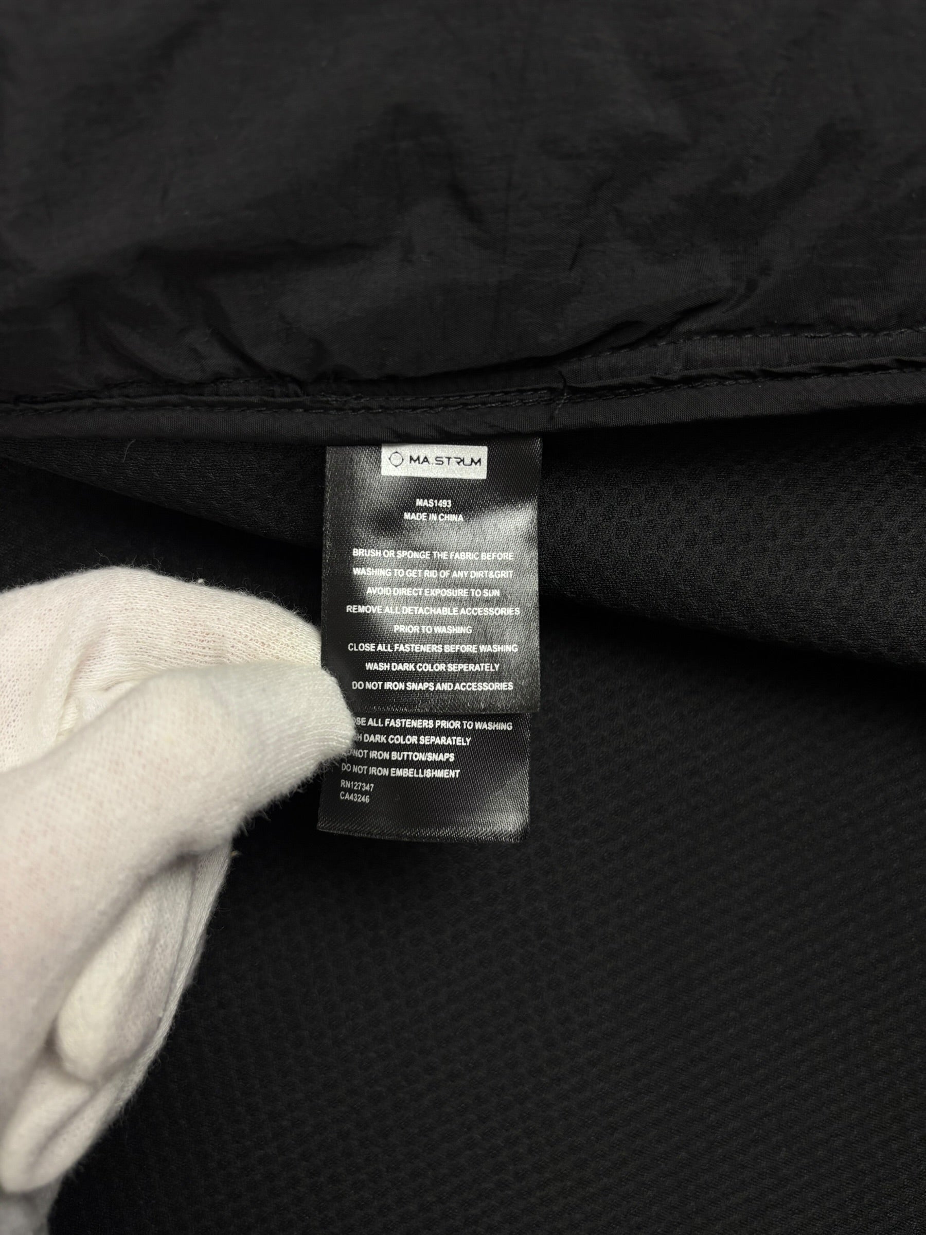 Veste Ma.Strum noir taille M - Logo et étiquette