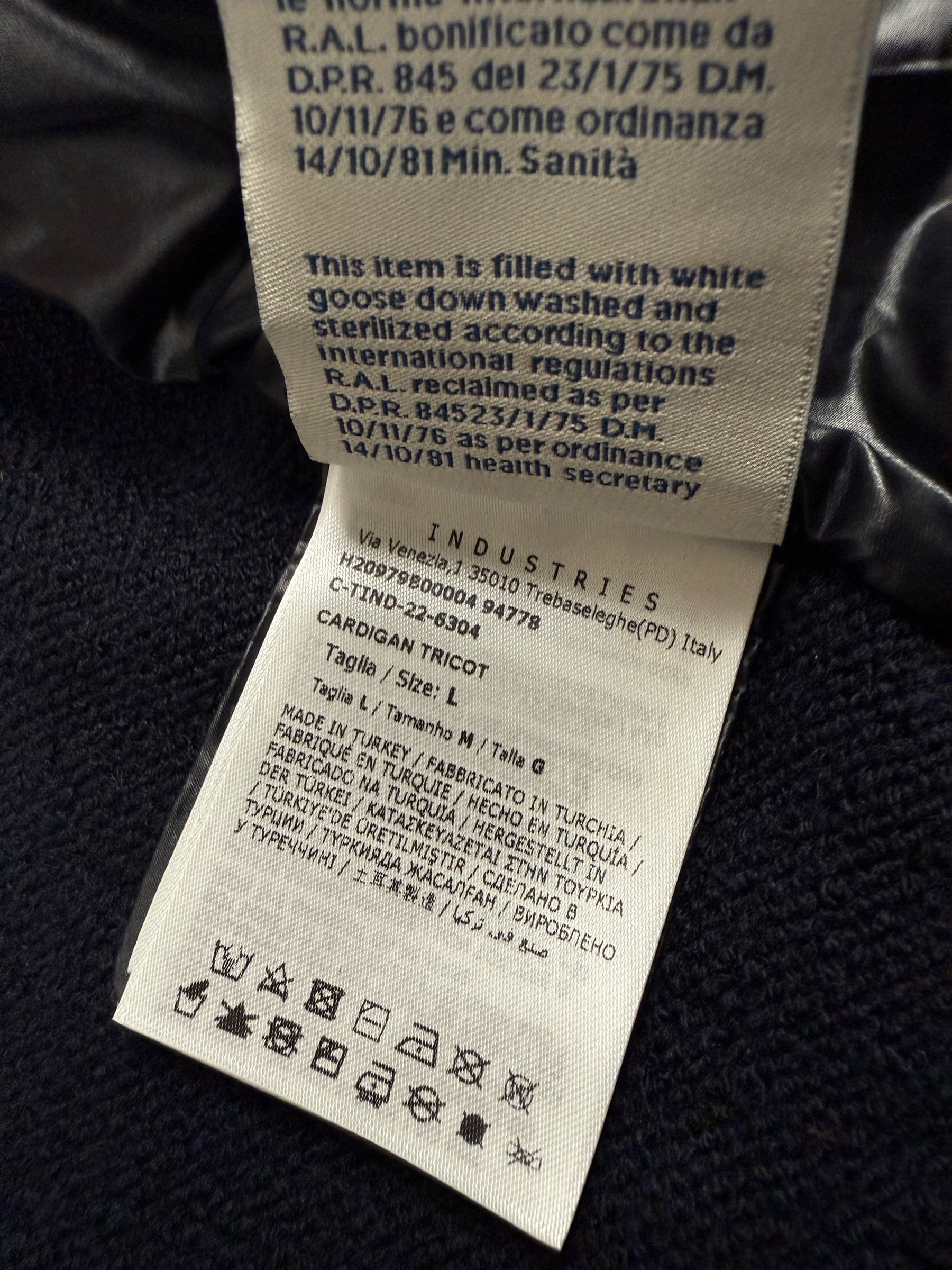 Cardigan Moncler marine taille L - Détail