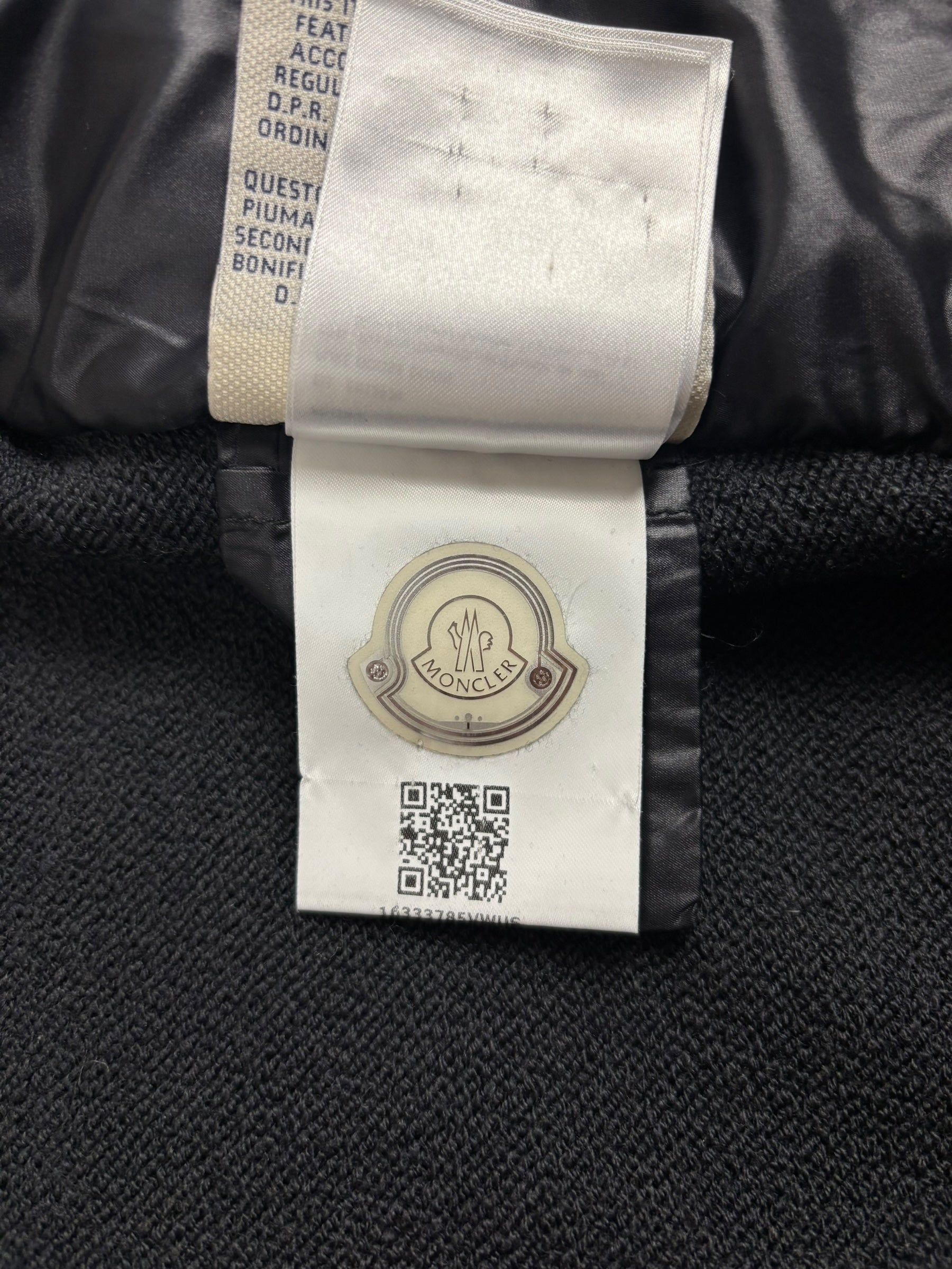 Cardigan Moncler noir taille M - Vue côté