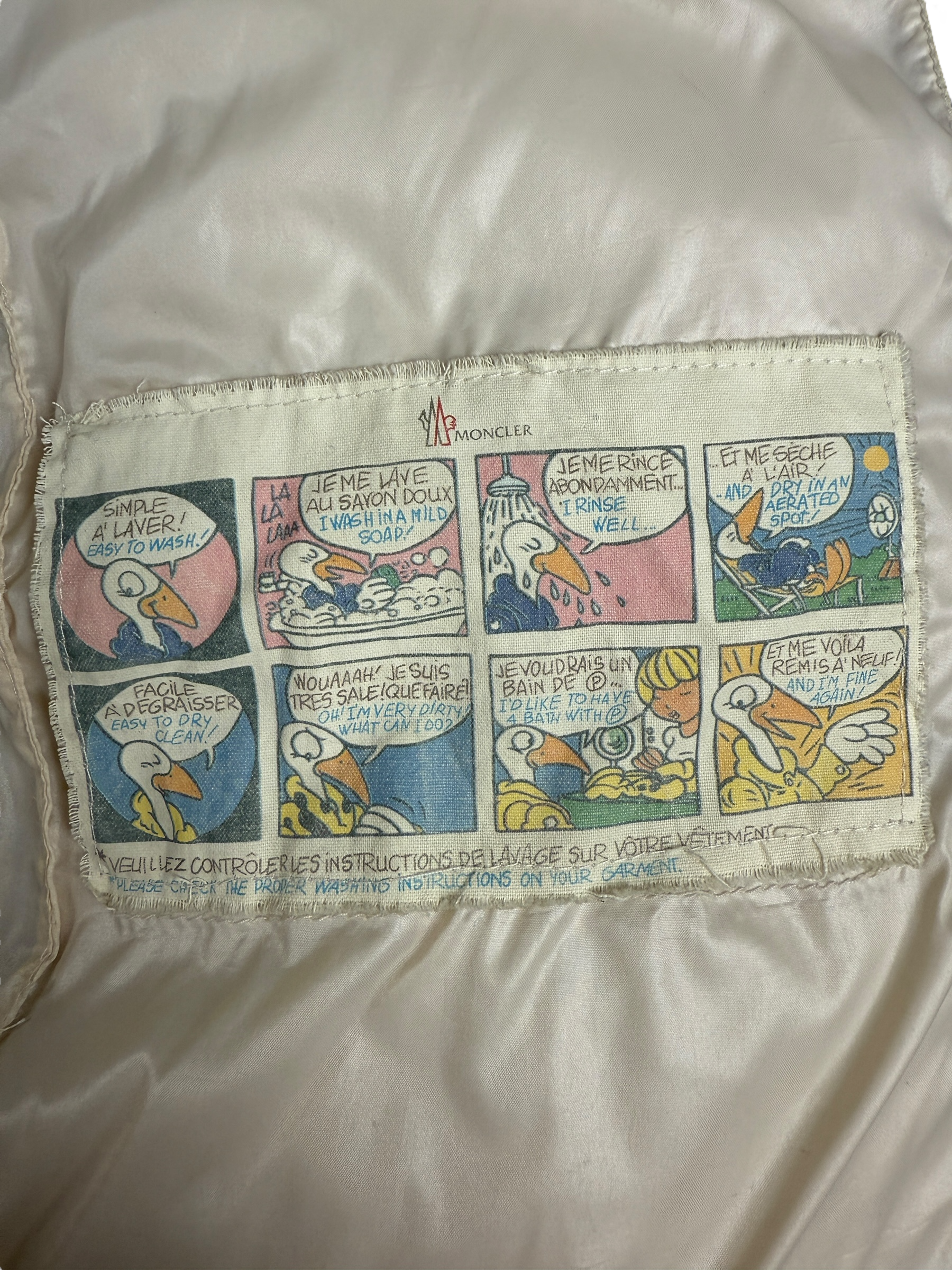 Doudoune Moncler marine taille 2 - Vue côté