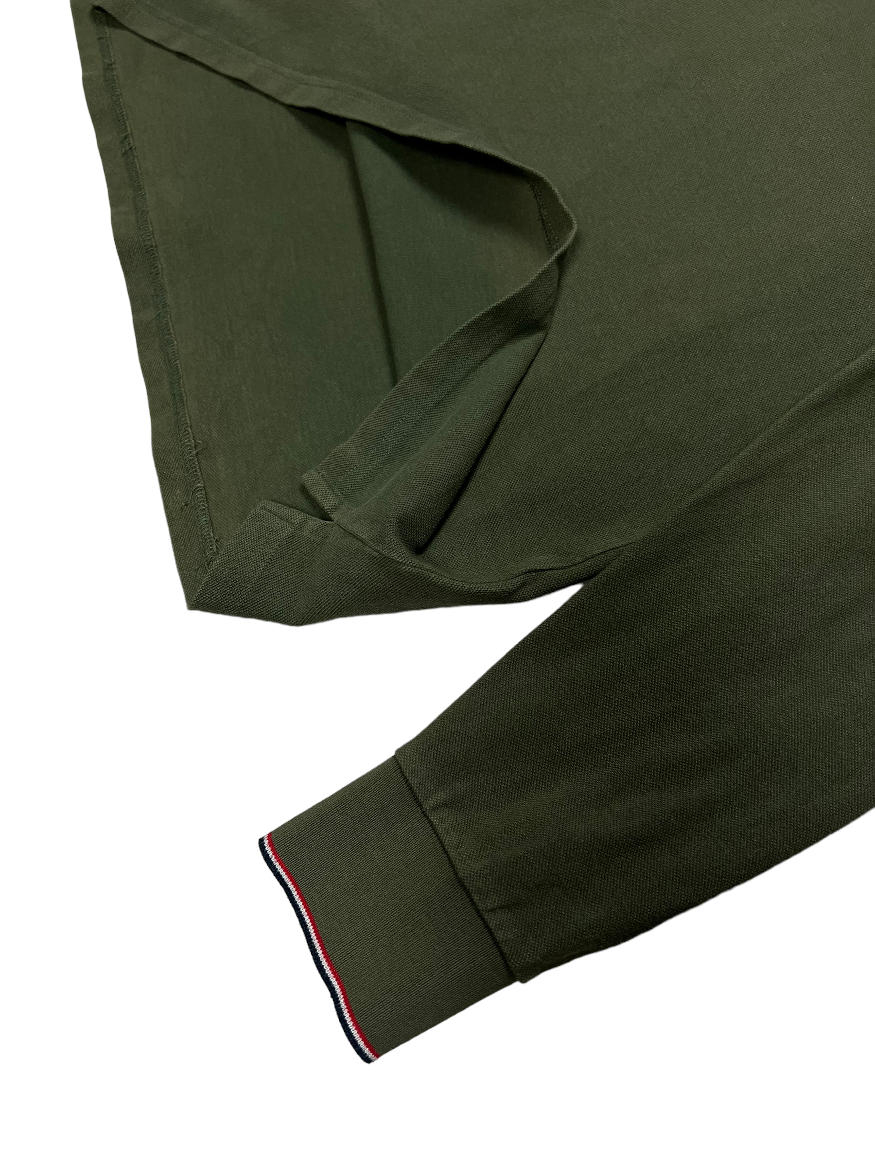 Polo Moncler kaki taille 14 ans - Détail