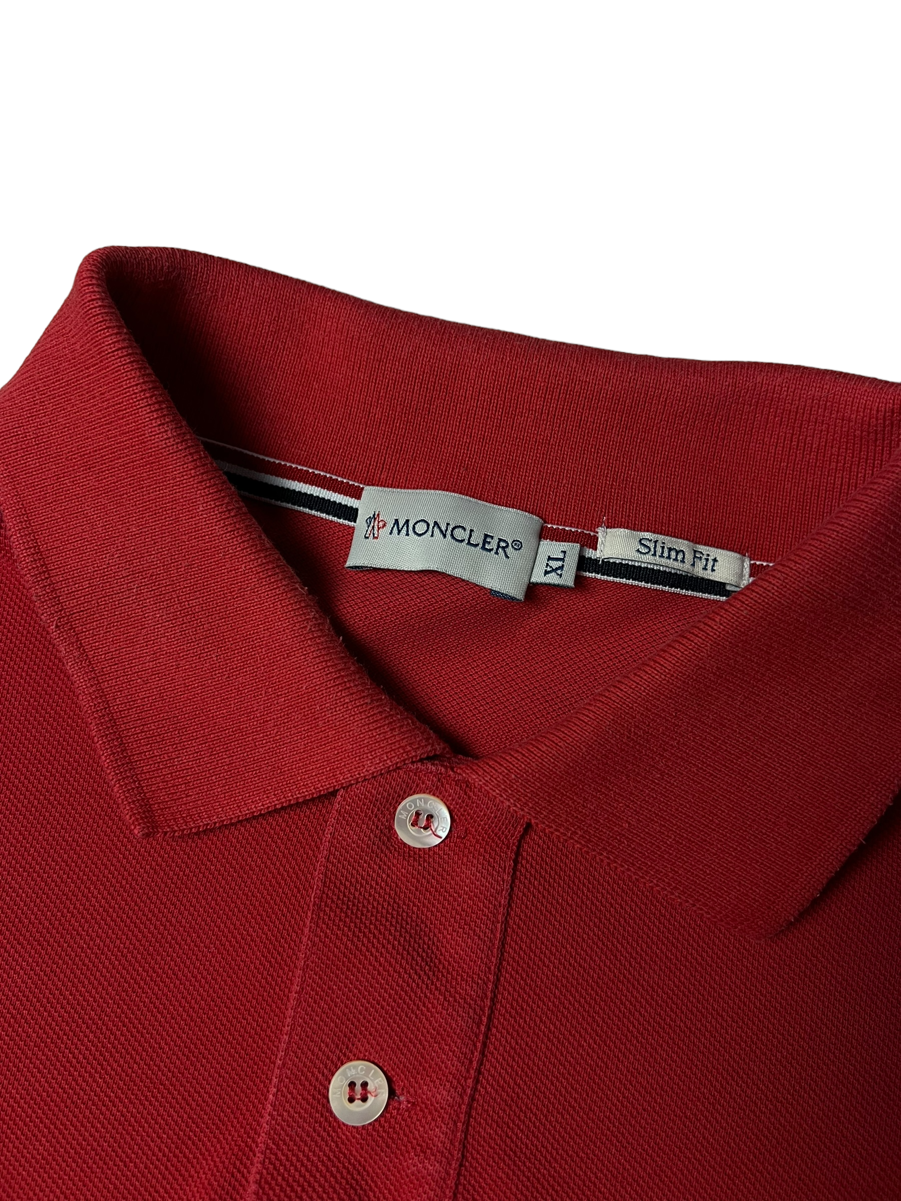 Polo Moncler rouge taille XL - Détail