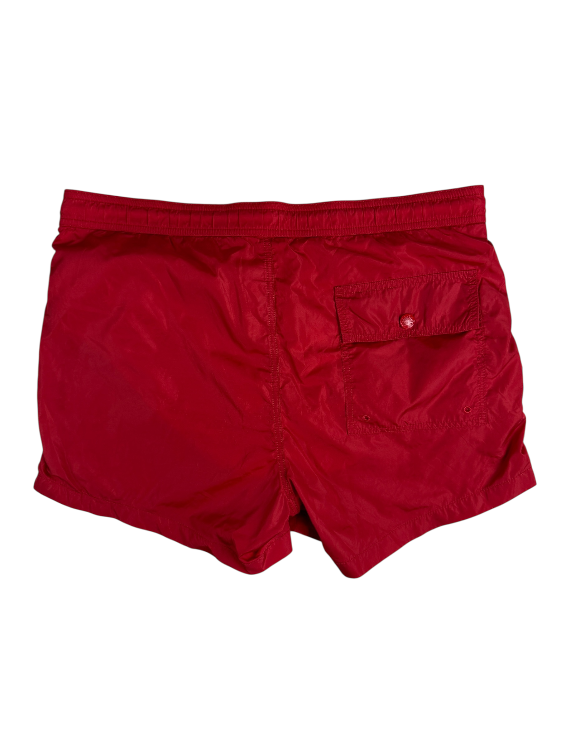 Short Moncler rouge taille M - Détail