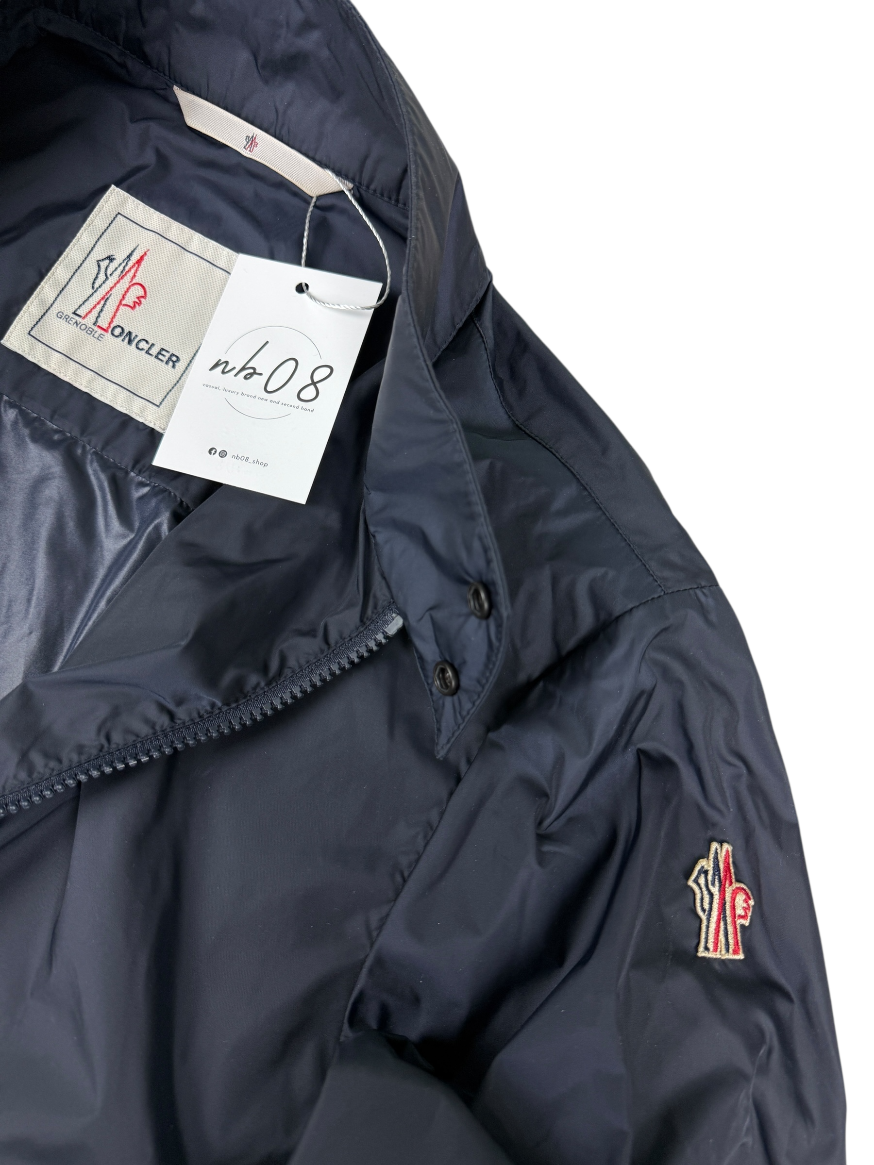 Veste Moncler marine taille 1 - Logo et étiquette