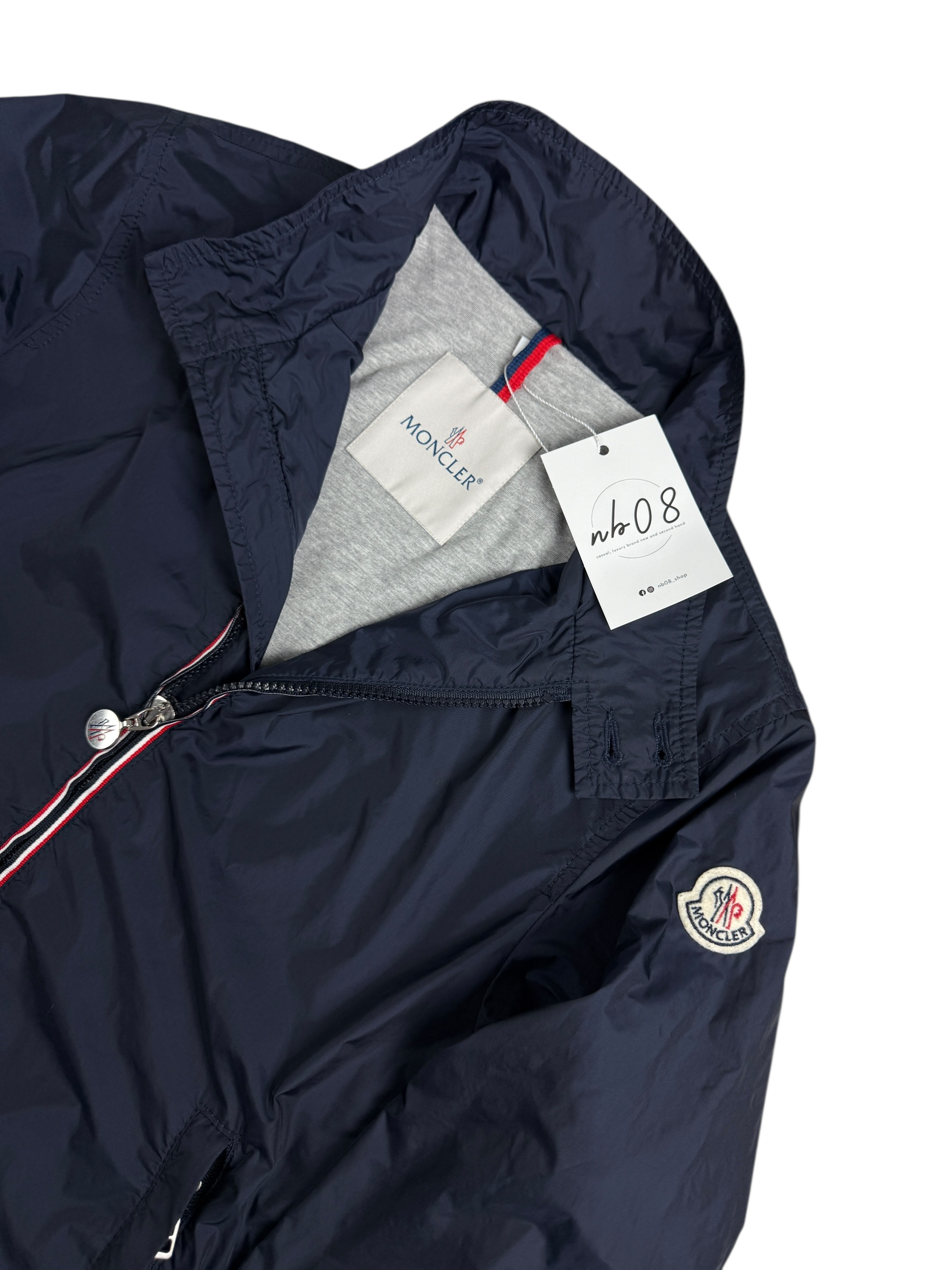 Veste Moncler marine taille 14 ans - Vue de dos