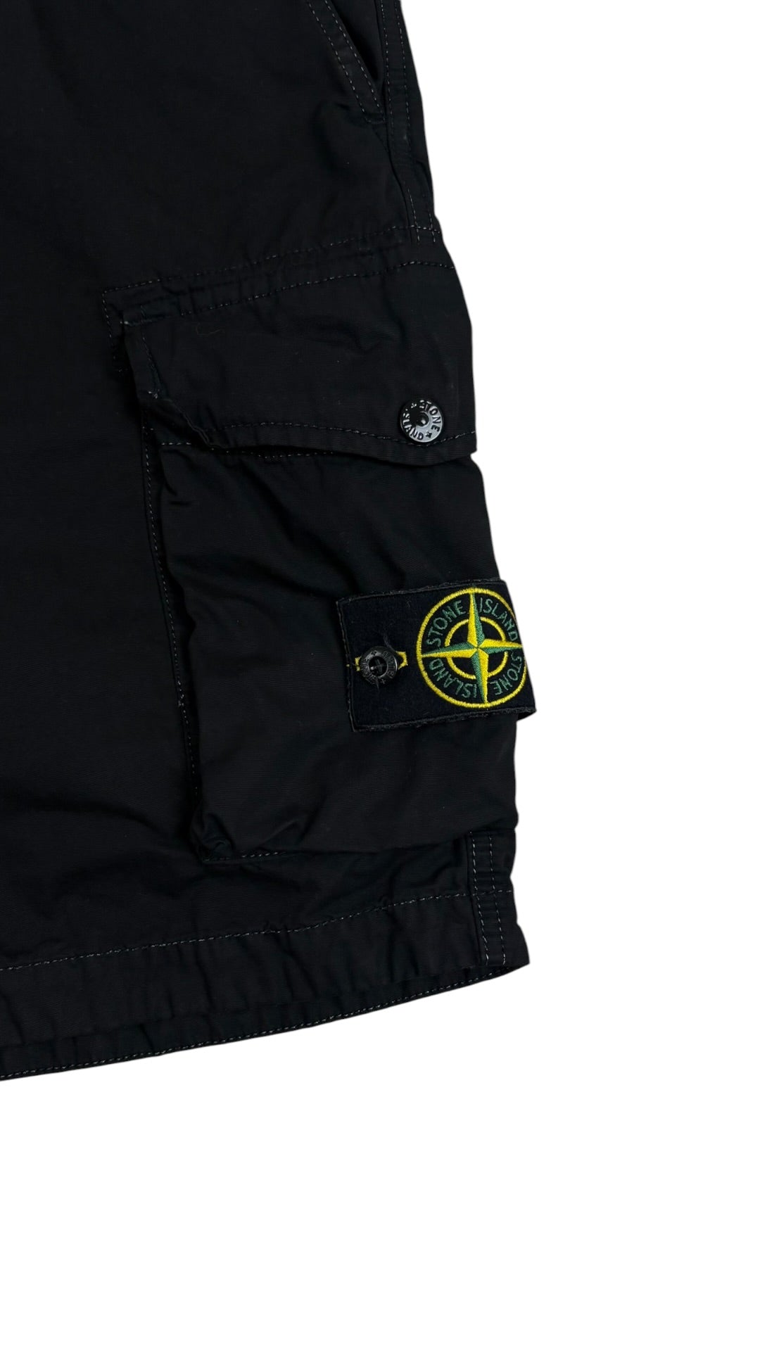 Short cargo Stone Island noir taille W31 - vue 3/5
