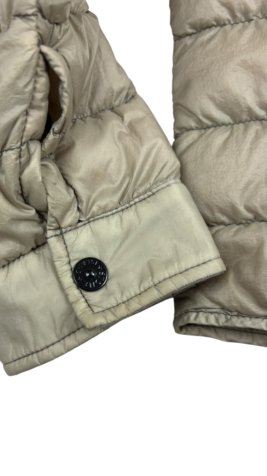 Doudoune Stone Island Garment Dyed Micro Yarn Down Jacket beige taille S - Logo et étiquette