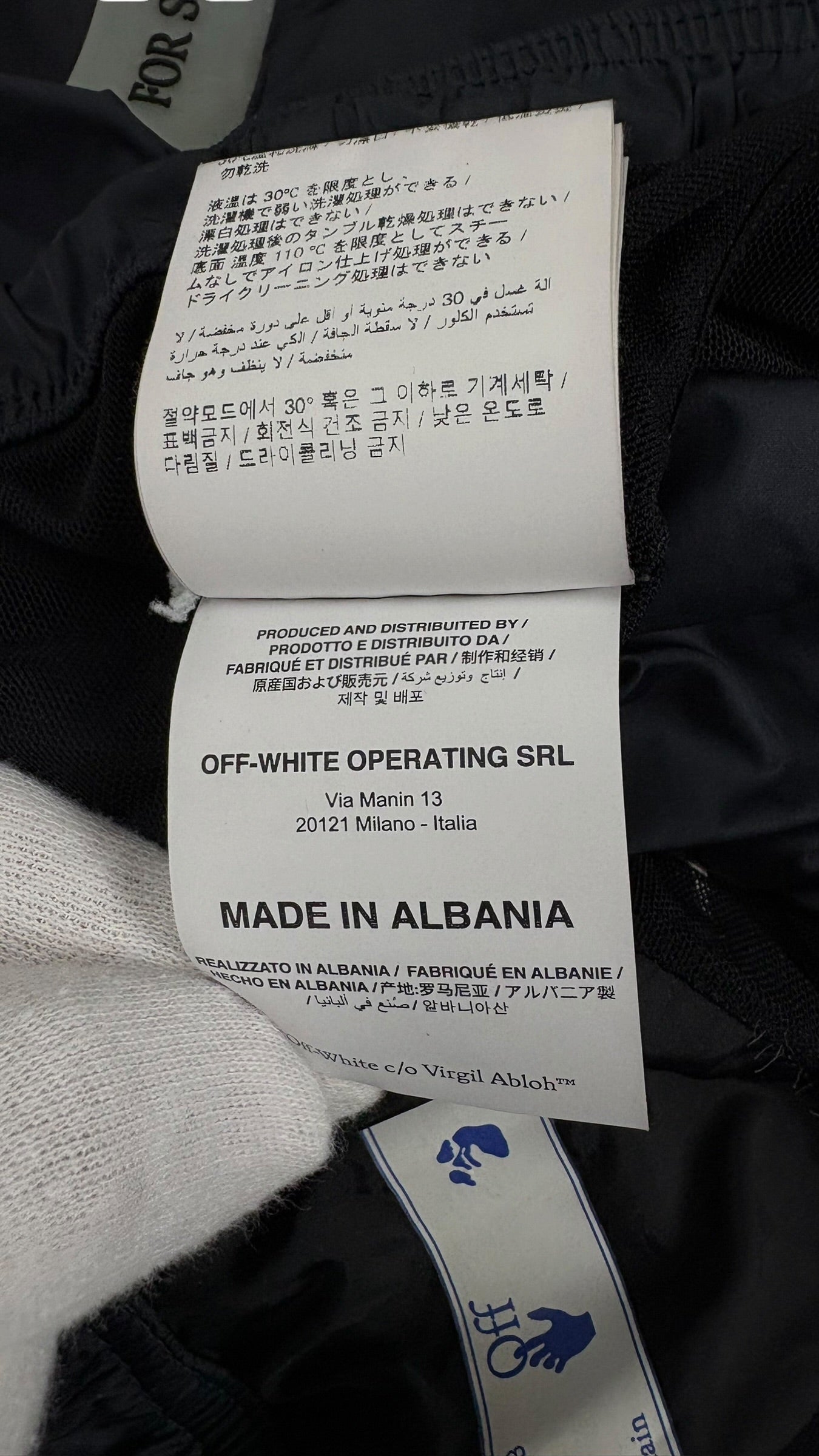 Short Off White marine taille M - Vue côté