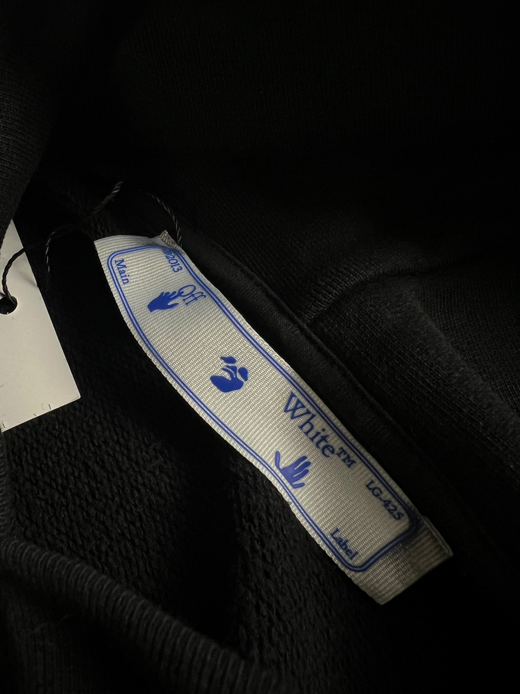 Sweat Off White noir taille S - Détail