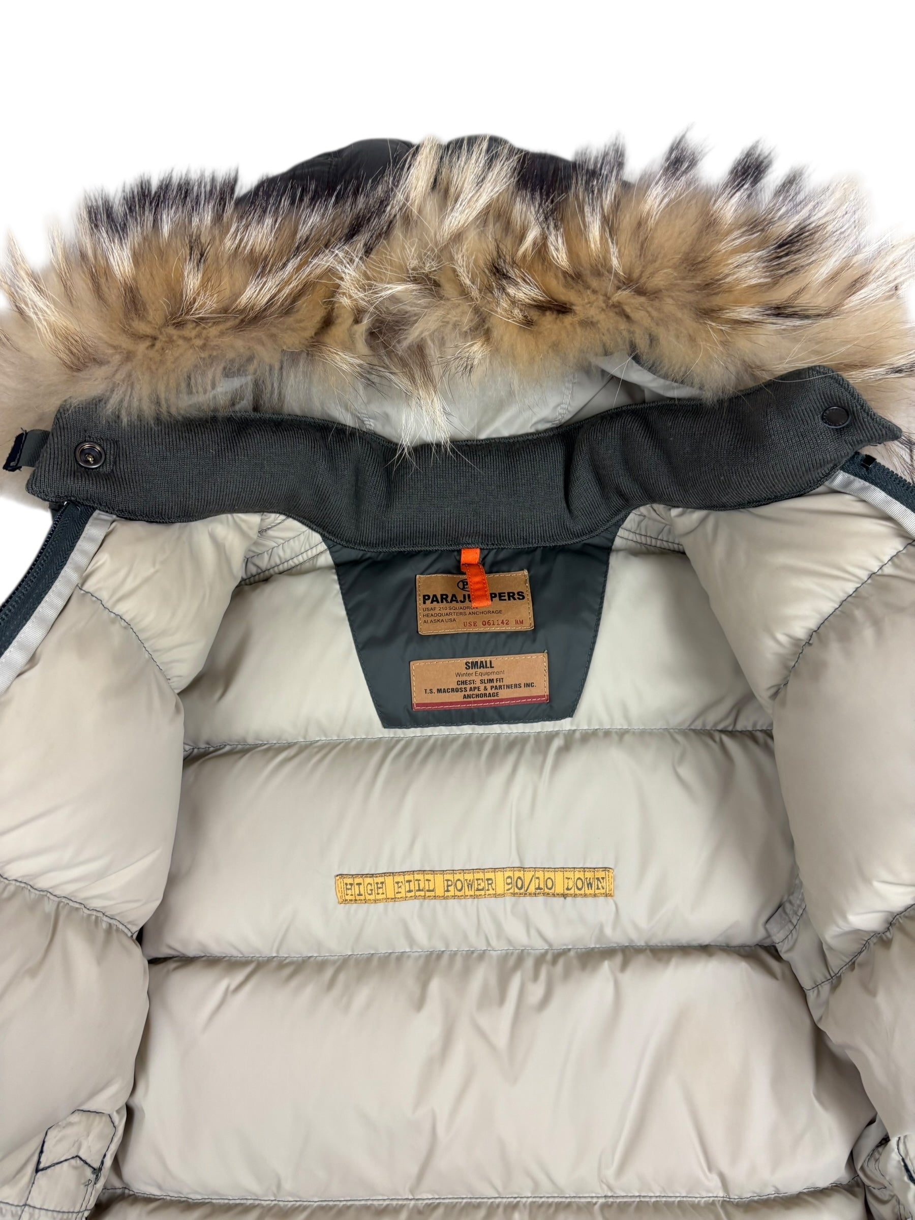 Doudoune Parajumpers kaki grisé taille 14 ans - Détail