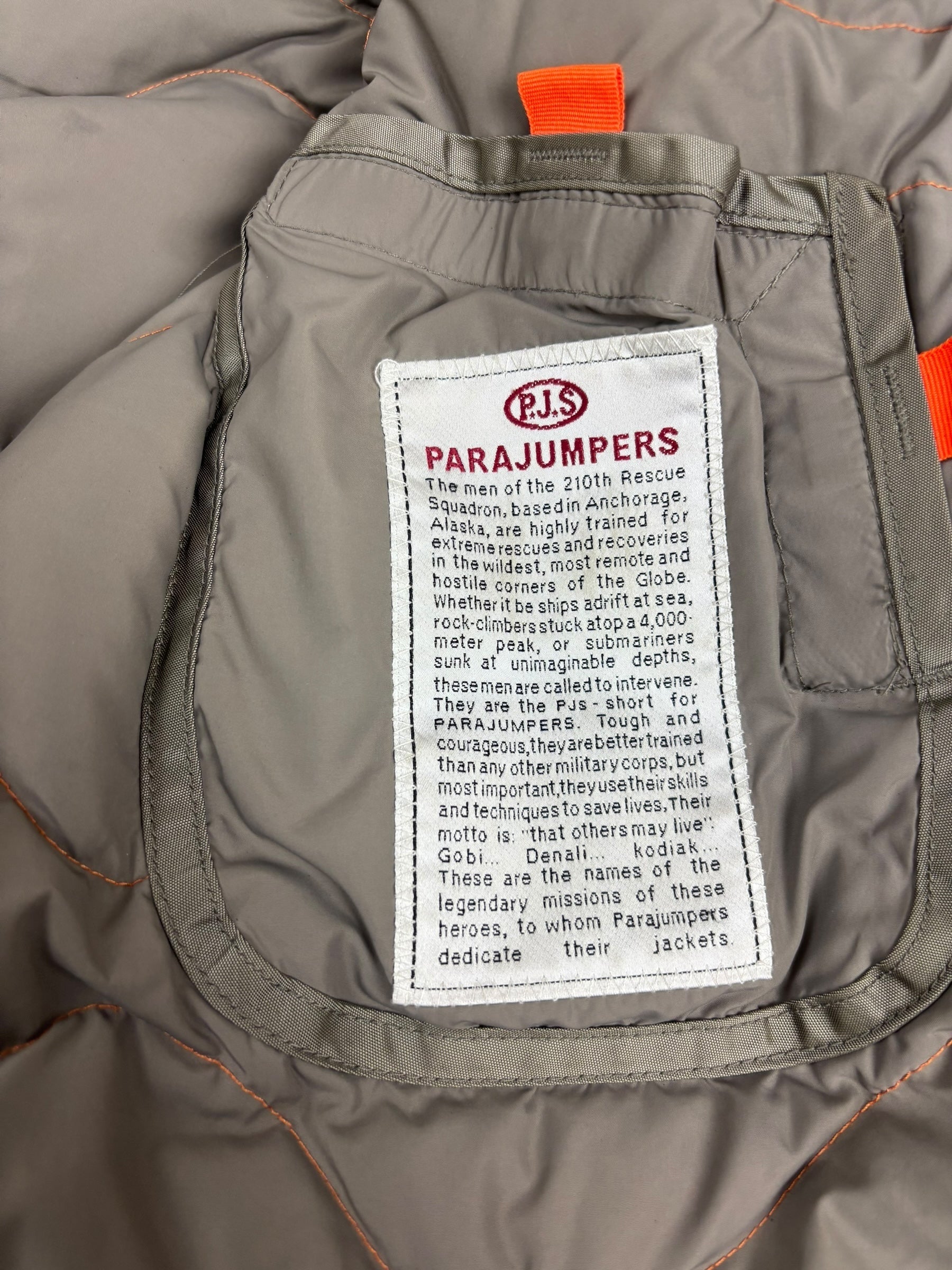 Doudoune Parajumpers kaki taille M - Détail