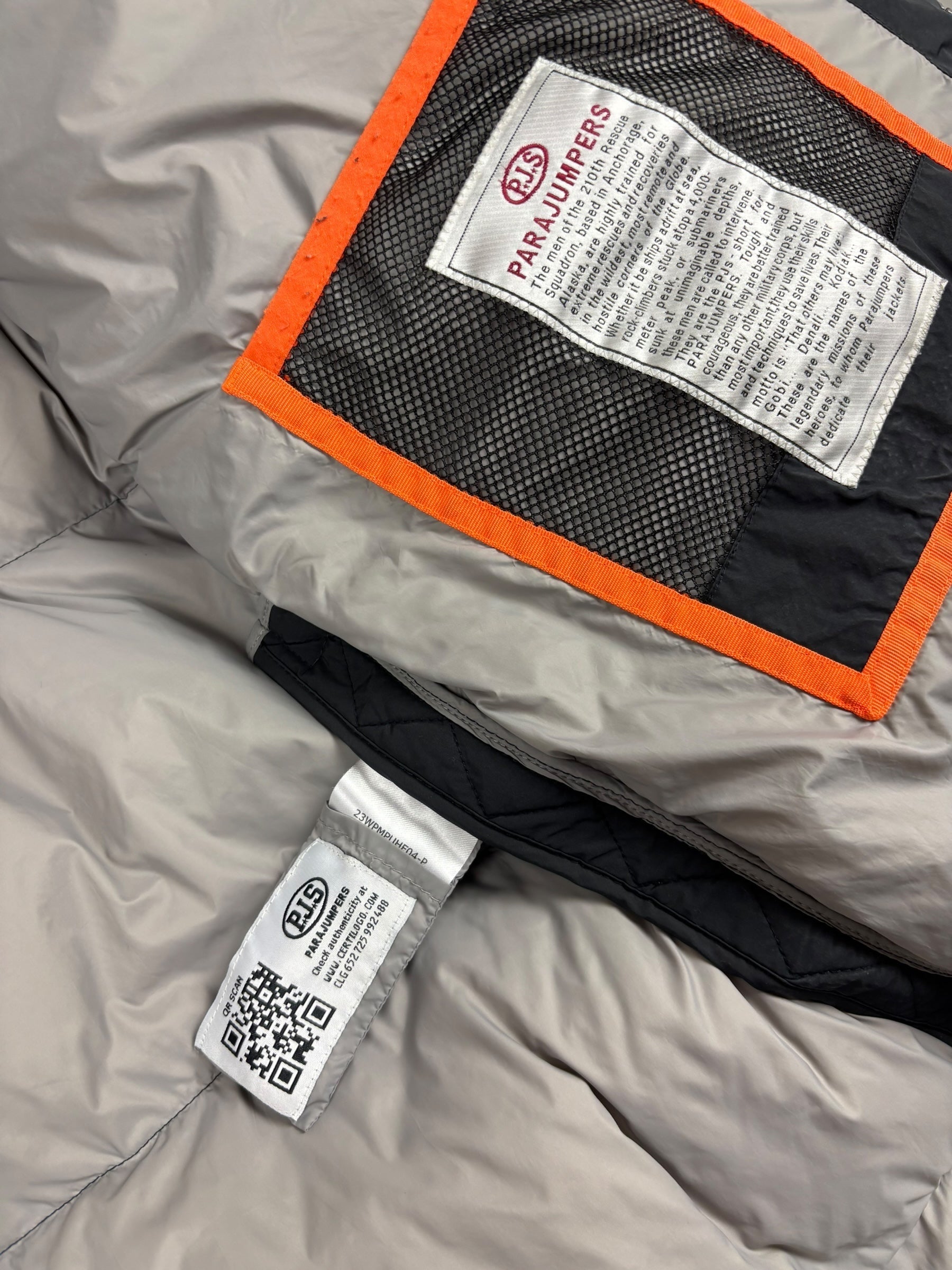 Parka Parajumpers noir taille L - Logo et étiquette