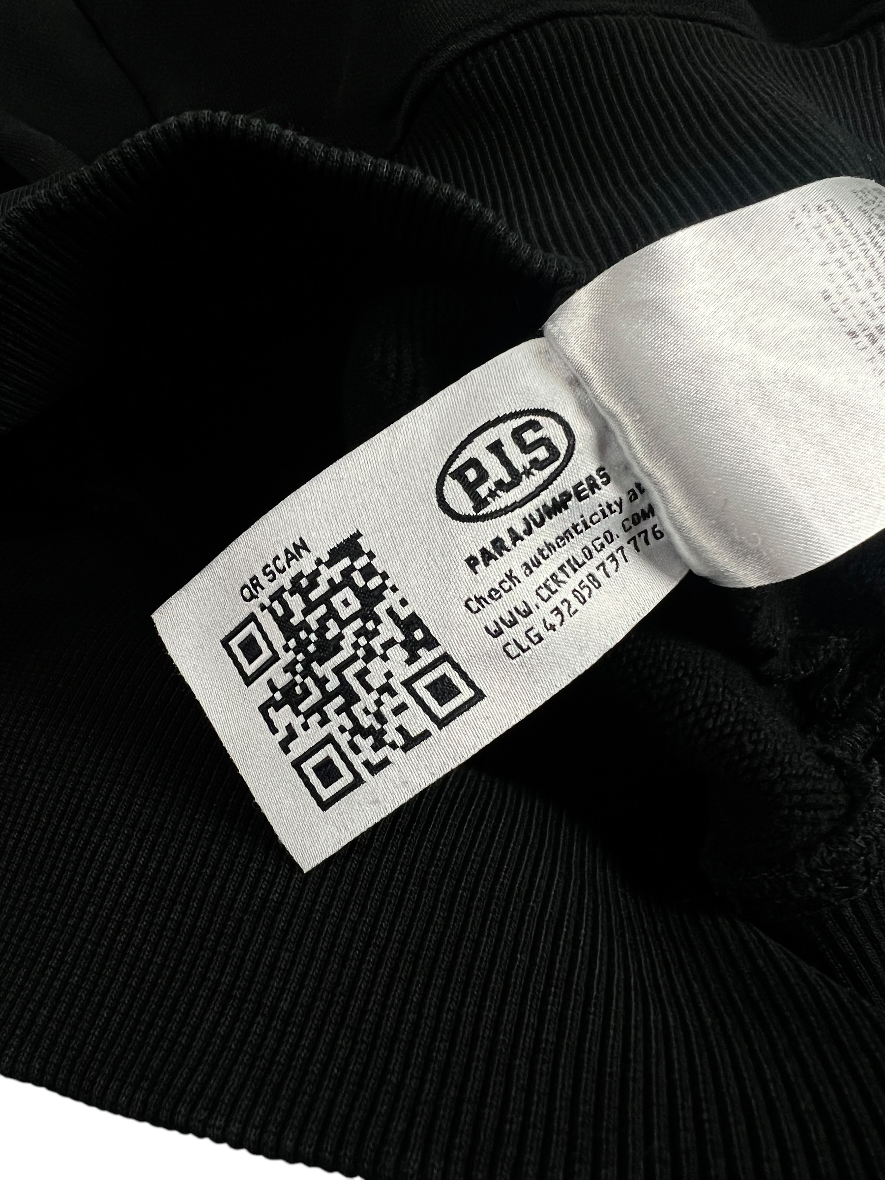 Pull Parajumpers noir taille S - Détail